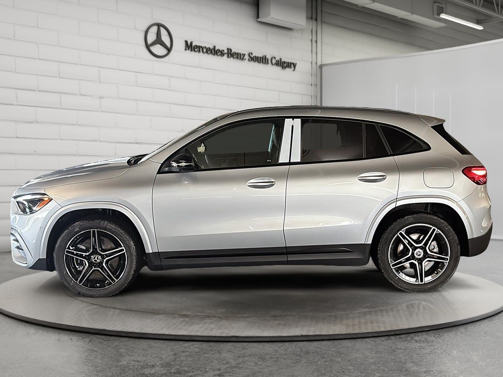 Photo 2026 Mercedes-Benz GLA 250 4MATIC SUV #5