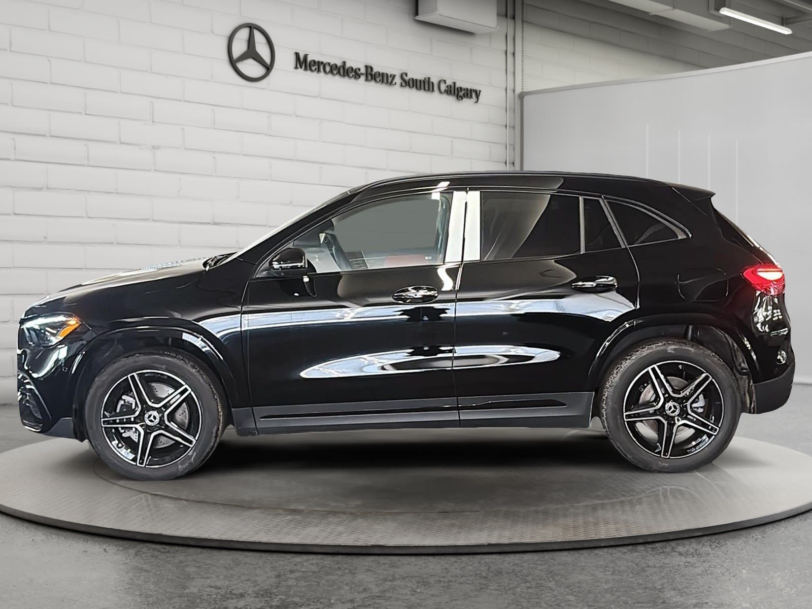 Photo 2026 Mercedes-Benz GLA 250 4MATIC SUV #5