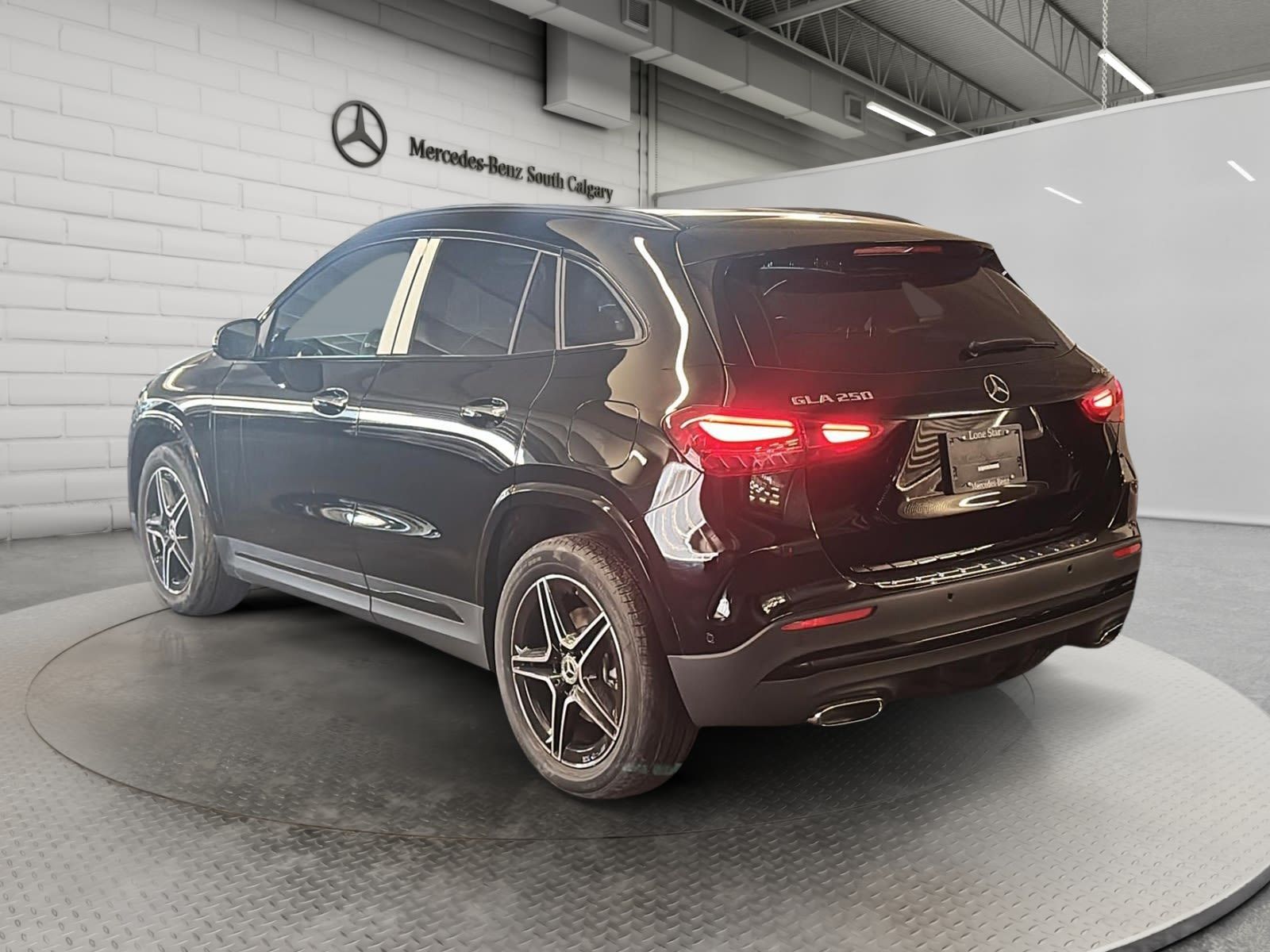 Photo 2026 Mercedes-Benz GLA 250 4MATIC SUV #4