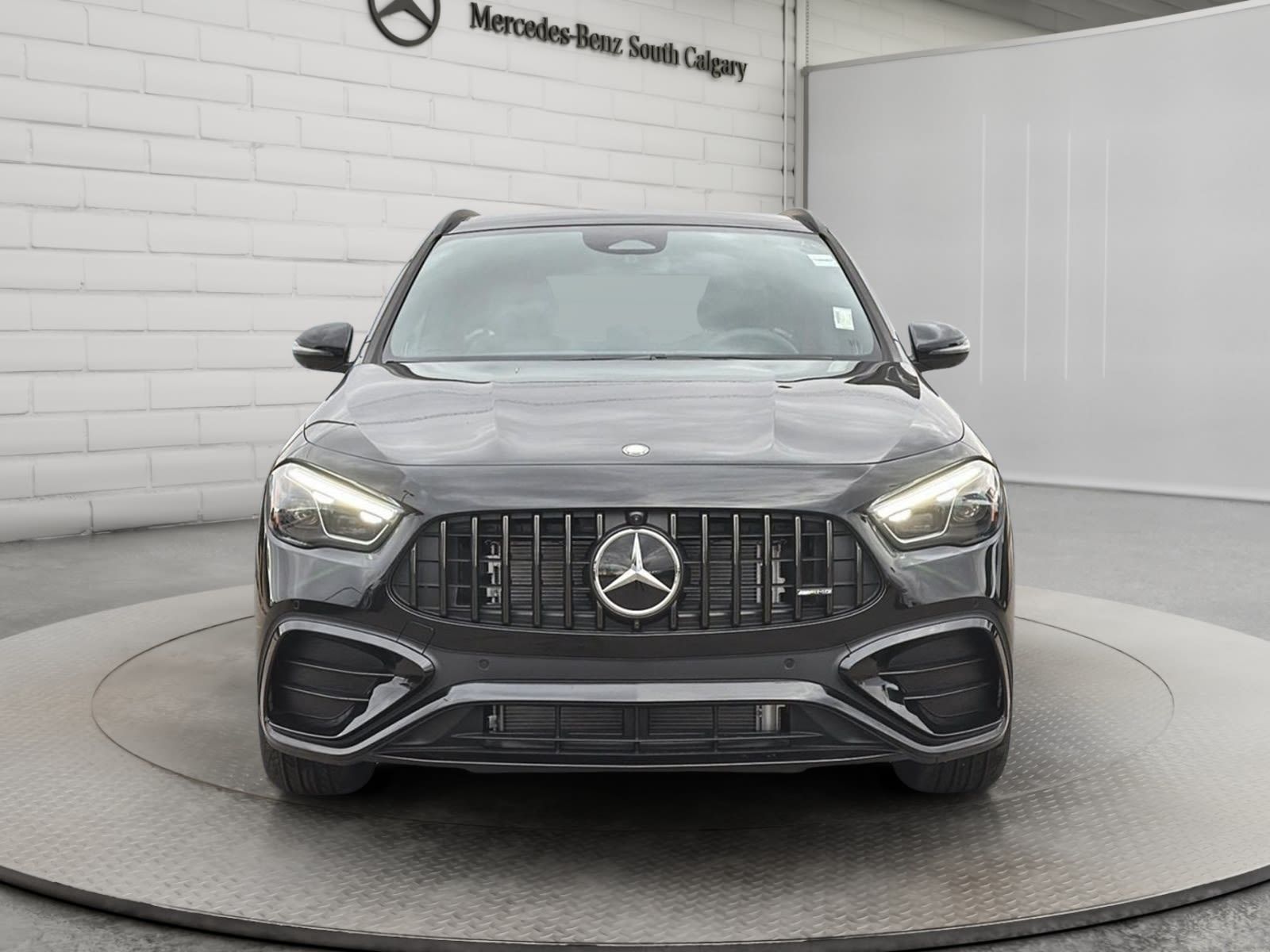 Photo 2026 Mercedes-Benz GLA AMG 35 4MATIC SUV #2