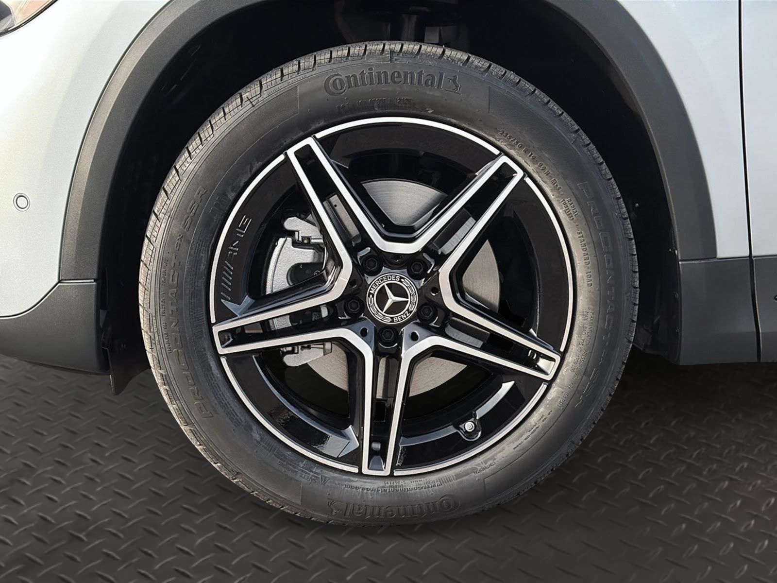 Photo 2026 Mercedes-Benz GLA 250 4MATIC SUV #8
