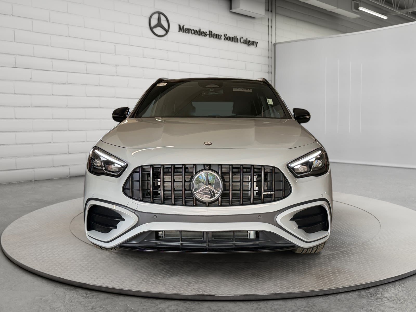 Photo 2026 Mercedes-Benz GLA AMG 35 4MATIC SUV #2