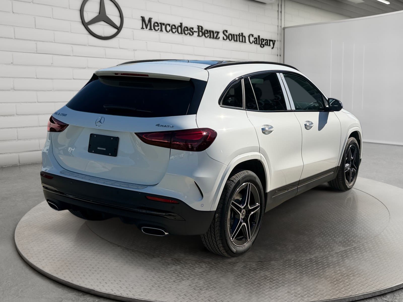 Photo 2026 Mercedes-Benz GLA 250 4MATIC SUV #5