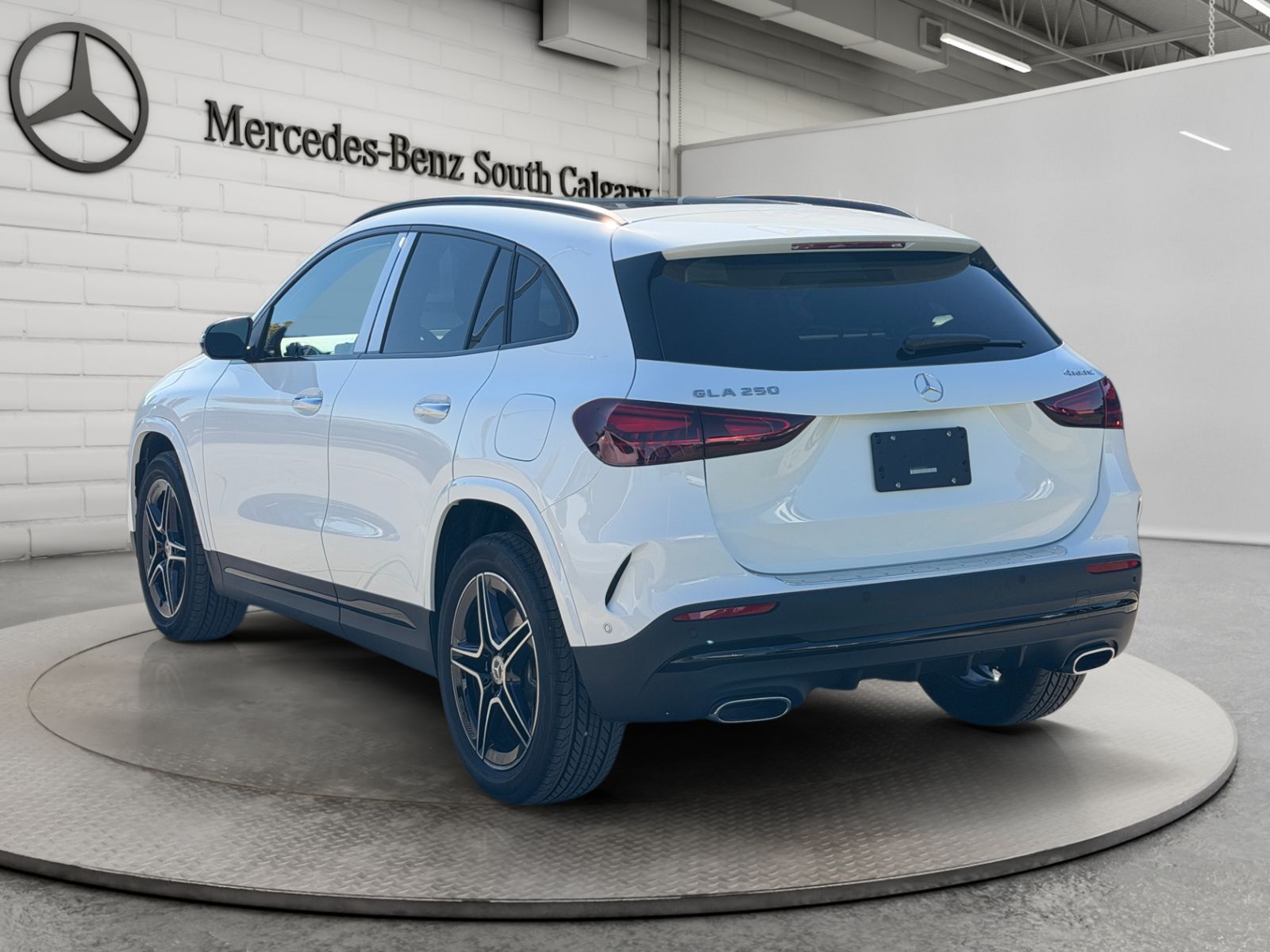 Photo 2026 Mercedes-Benz GLA 250 4MATIC SUV #7