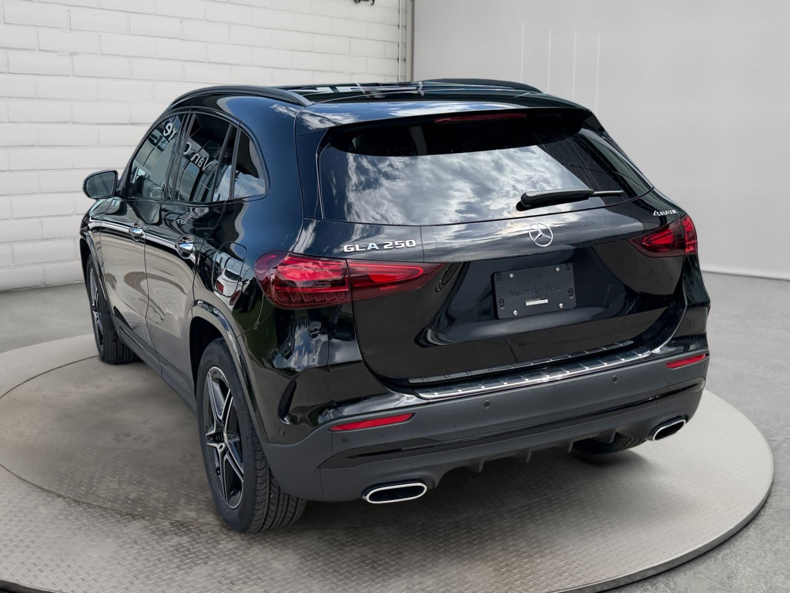 Photo 2026 Mercedes-Benz GLA 250 4MATIC SUV #7