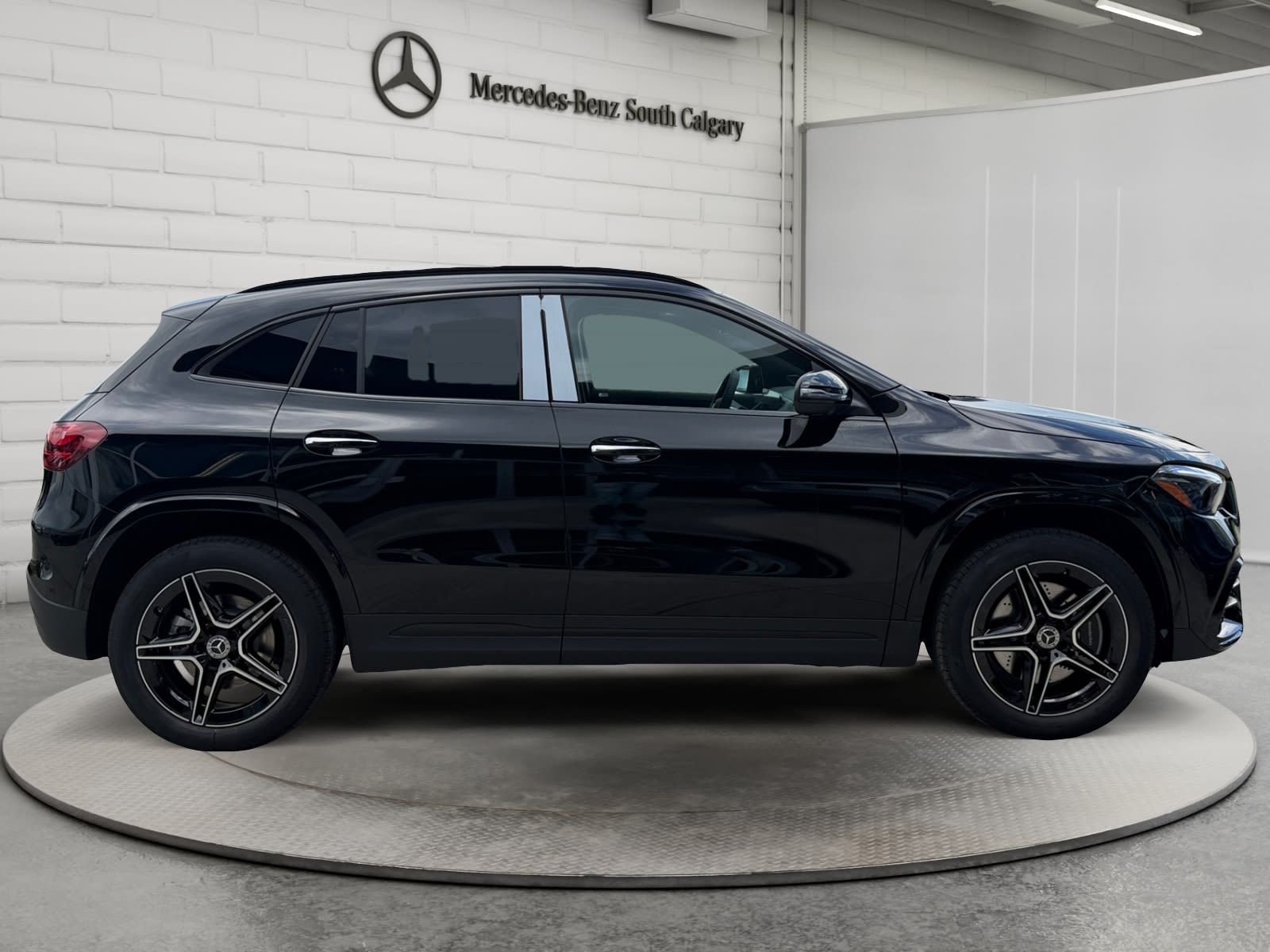 Photo 2026 Mercedes-Benz GLA 250 4MATIC SUV #4