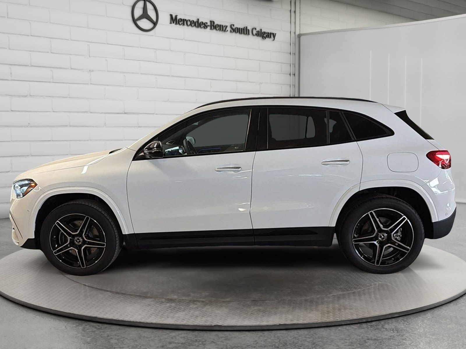 Photo 2026 Mercedes-Benz GLA 250 4MATIC SUV #5