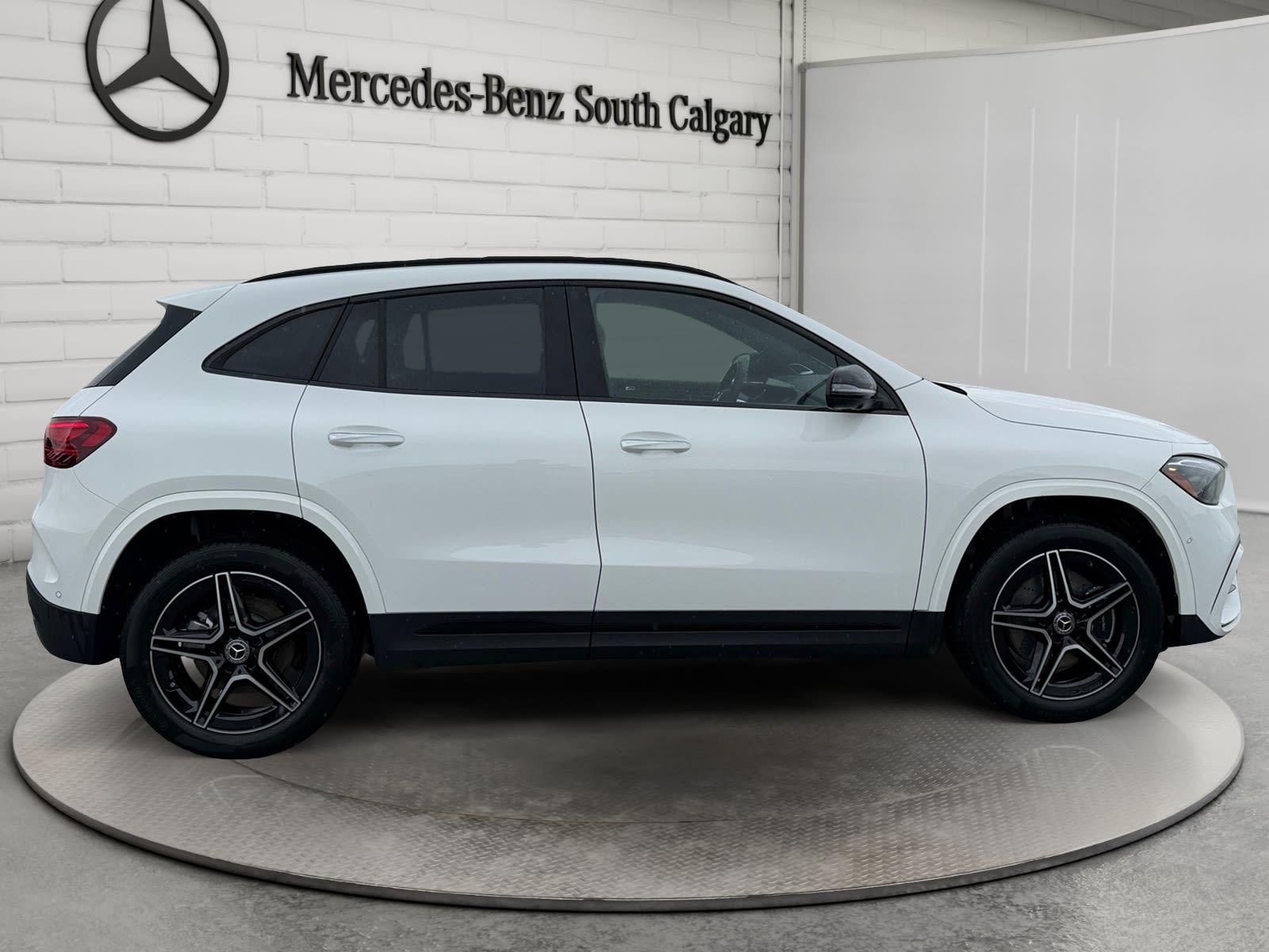 Photo 2026 Mercedes-Benz GLA 250 4MATIC SUV #4
