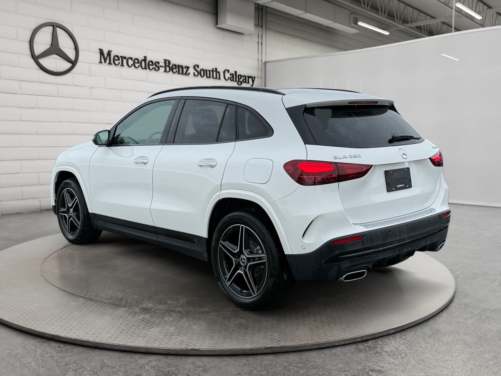 Photo 2026 Mercedes-Benz GLA 250 4MATIC SUV #7
