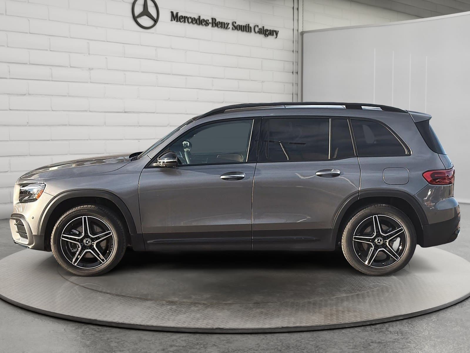 Photo 2026 Mercedes-Benz GLB 250 4MATIC SUV #5