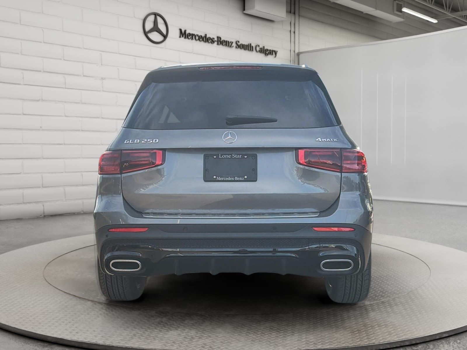 Photo 2026 Mercedes-Benz GLB 250 4MATIC SUV #3