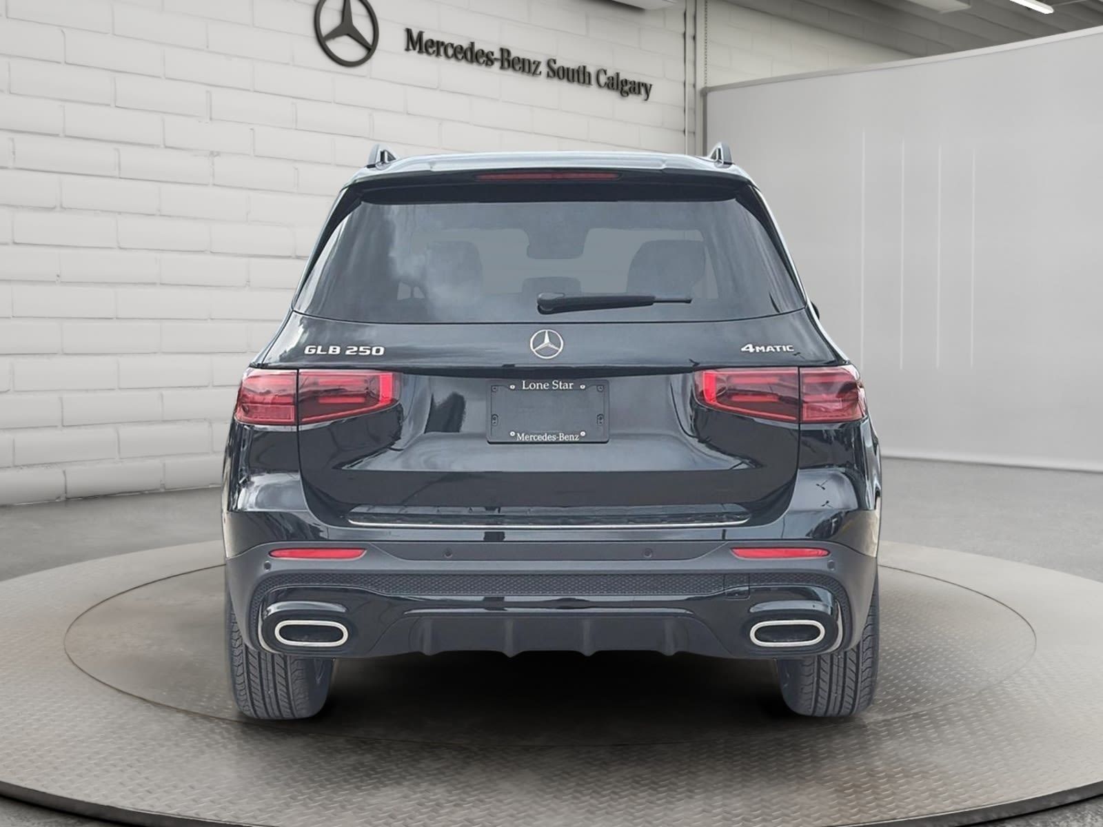 Photo 2026 Mercedes-Benz GLB 250 4MATIC SUV #3