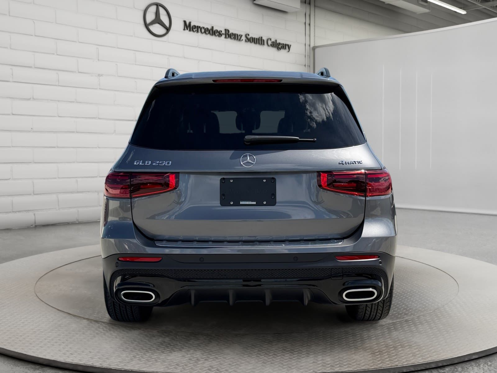 Photo 2026 Mercedes-Benz GLB 250 4MATIC SUV #6