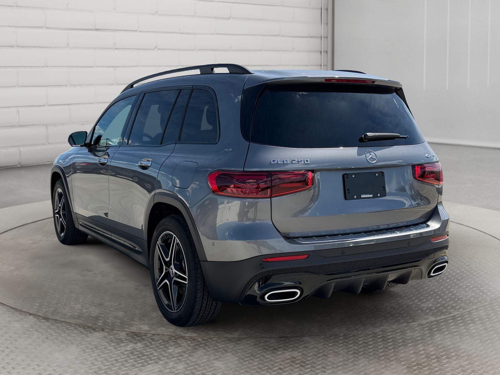Photo 2026 Mercedes-Benz GLB 250 4MATIC SUV #7