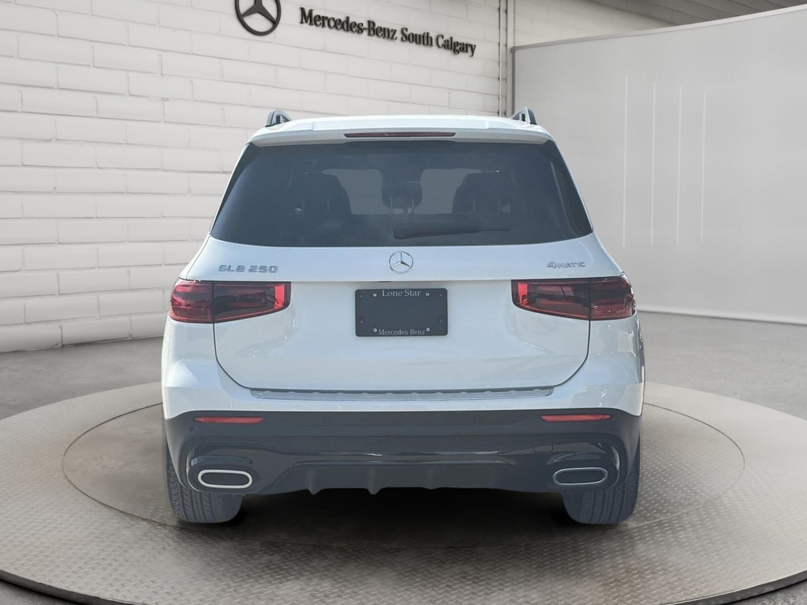 Photo 2026 Mercedes-Benz GLB 250 4MATIC SUV #3