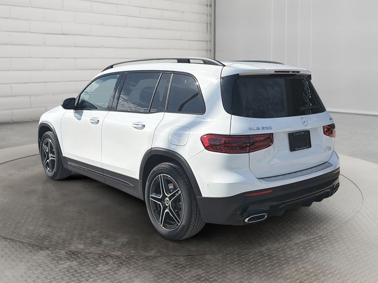Photo 2026 Mercedes-Benz GLB 250 4MATIC SUV #4