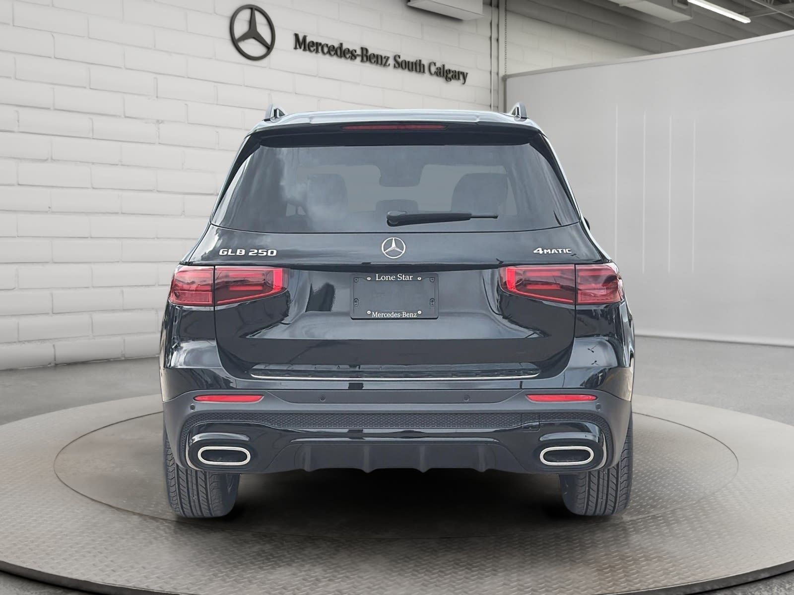 Photo 2026 Mercedes-Benz GLB 250 4MATIC SUV #3