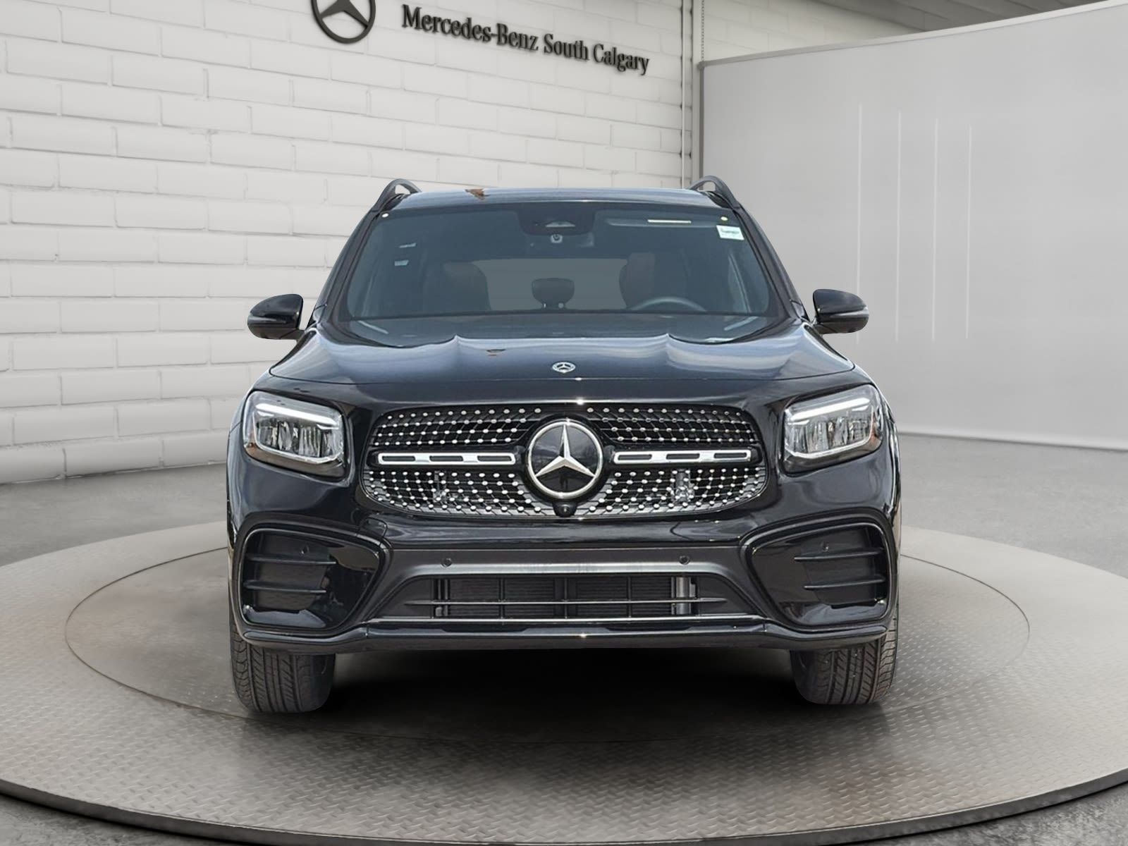 Photo 2026 Mercedes-Benz GLB 250 4MATIC SUV #2
