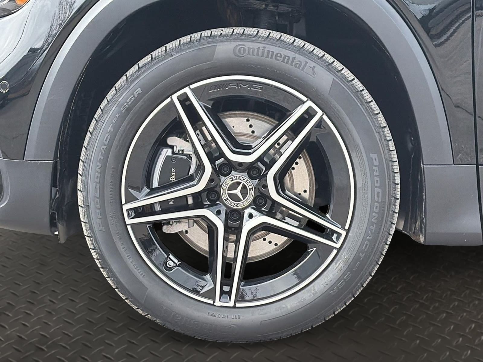 Photo 2026 Mercedes-Benz GLB 250 4MATIC SUV #7