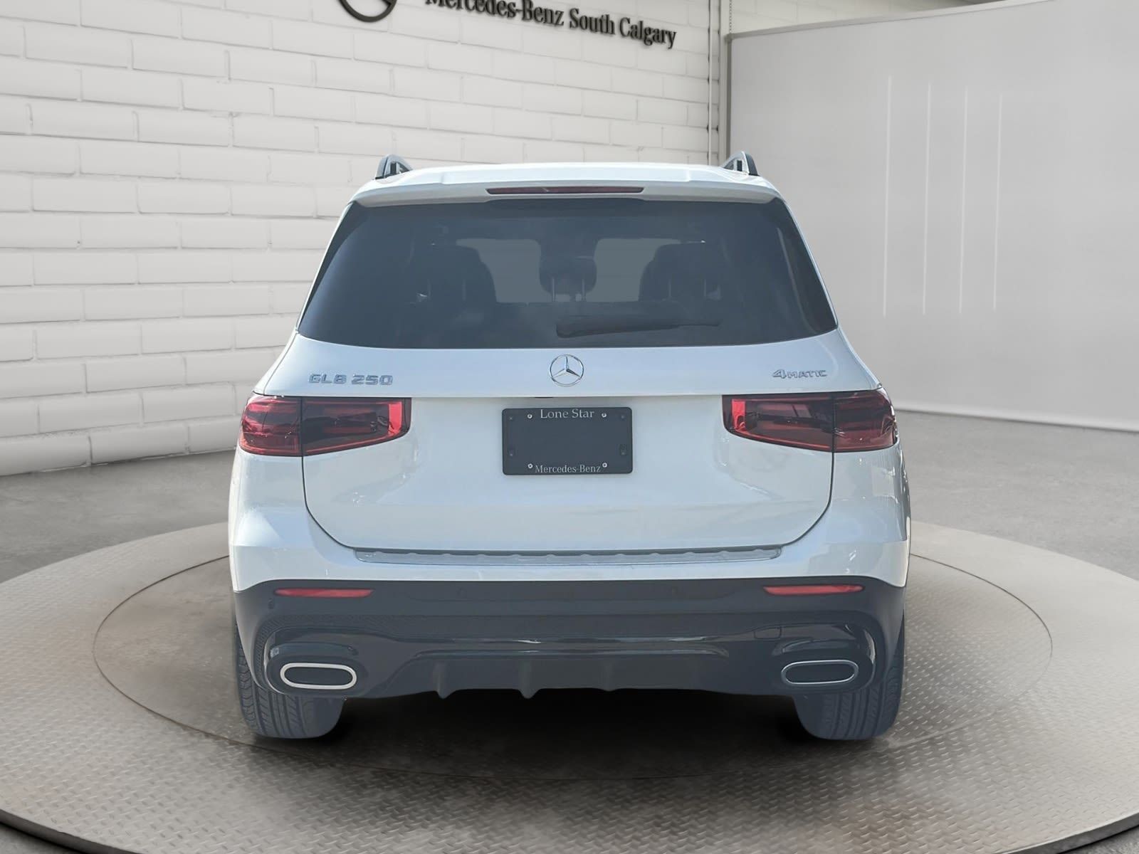 Photo 2026 Mercedes-Benz GLB 250 4MATIC SUV #3