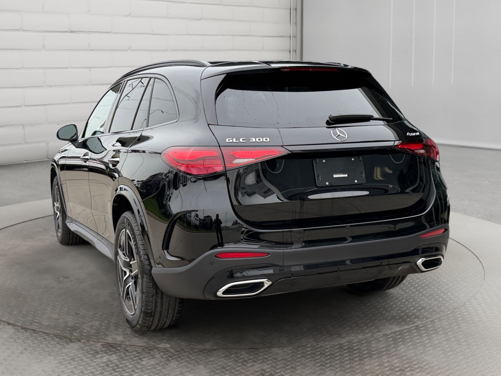Photo 2026 Mercedes-Benz GLC 300 4MATIC SUV #7