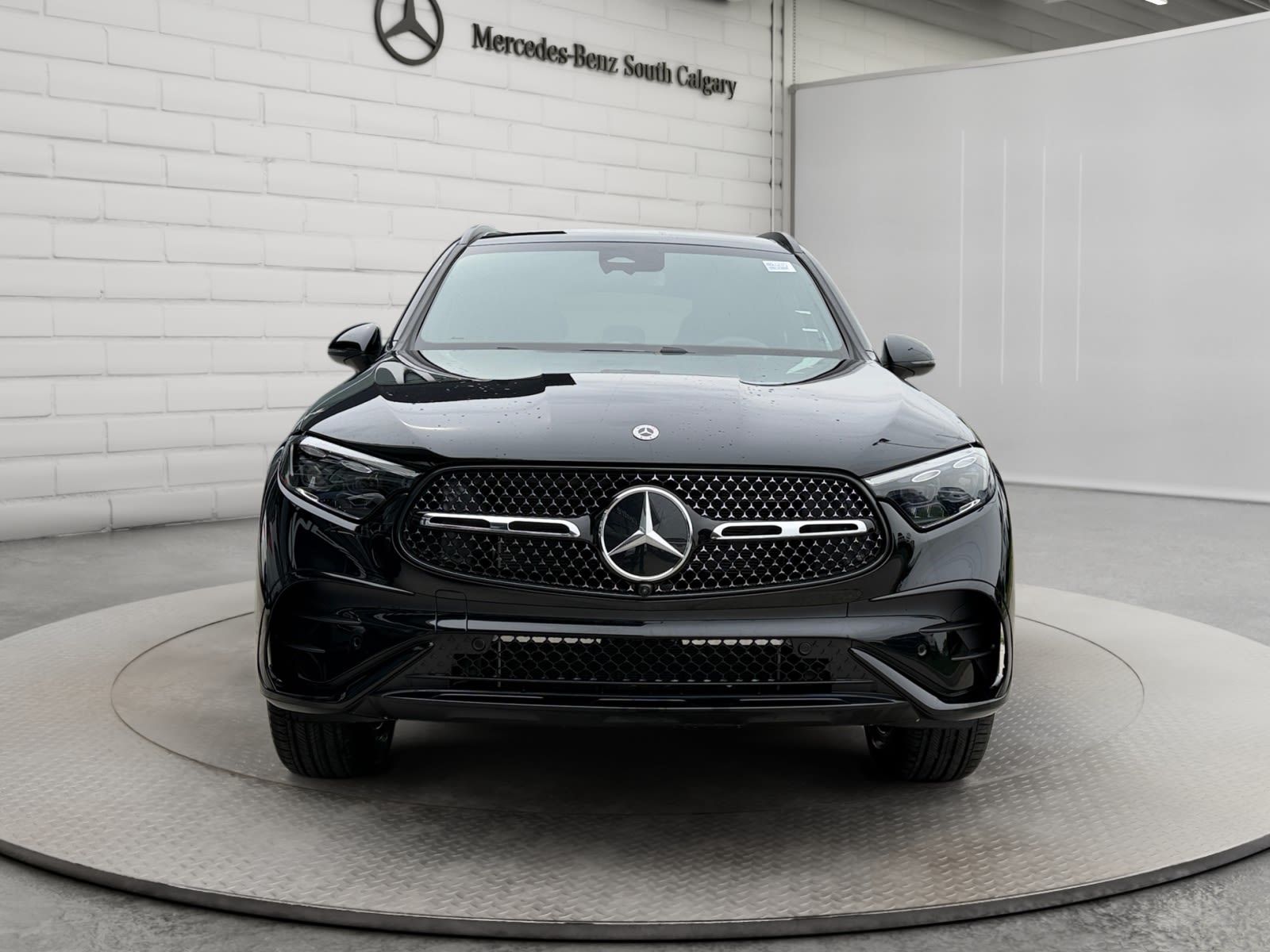 Photo 2026 Mercedes-Benz GLC 300 4MATIC SUV #2