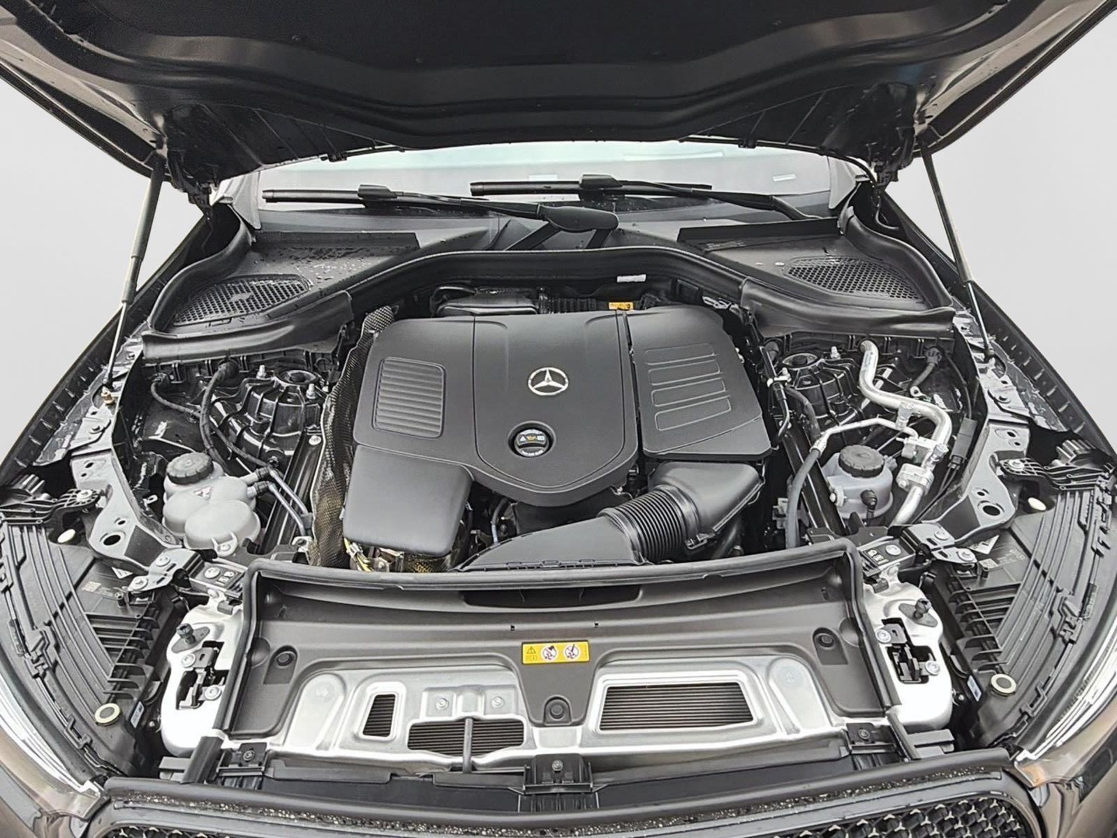 Photo 2026 Mercedes-Benz GLC 300 4MATIC SUV #8