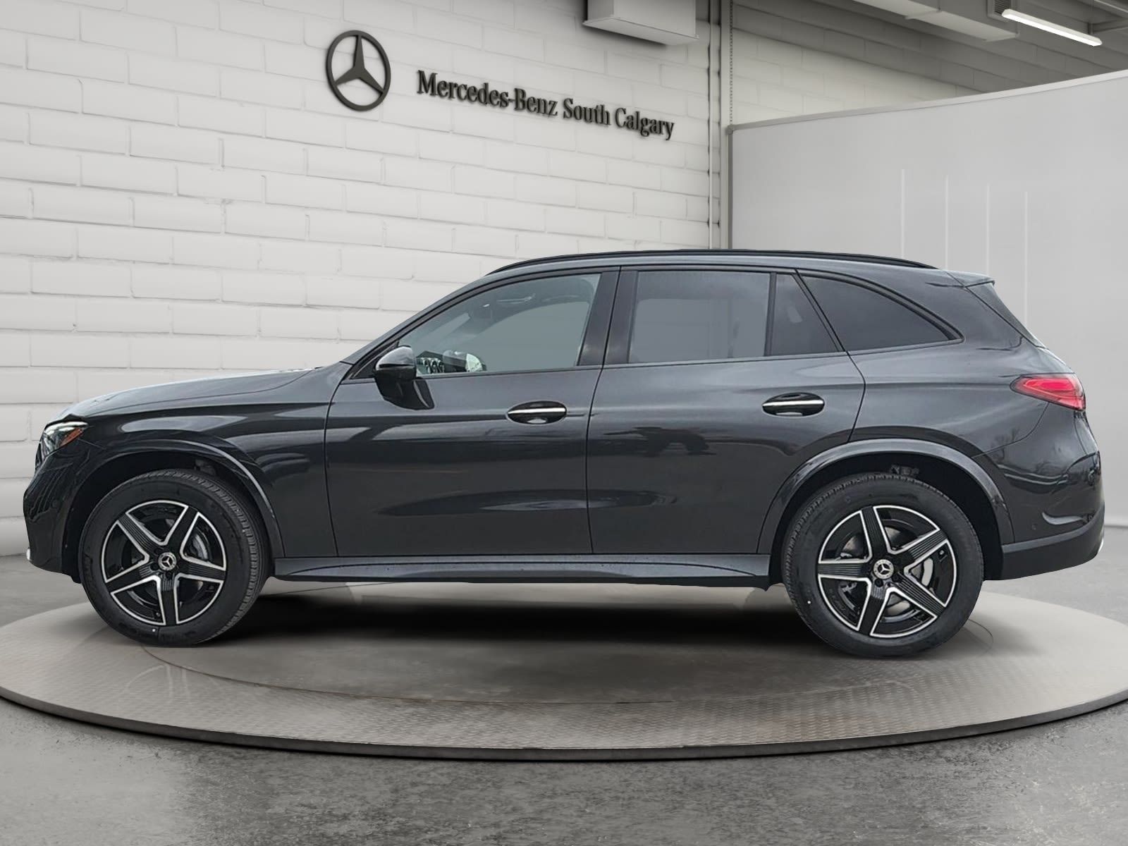 Photo 2026 Mercedes-Benz GLC 300 4MATIC SUV #5
