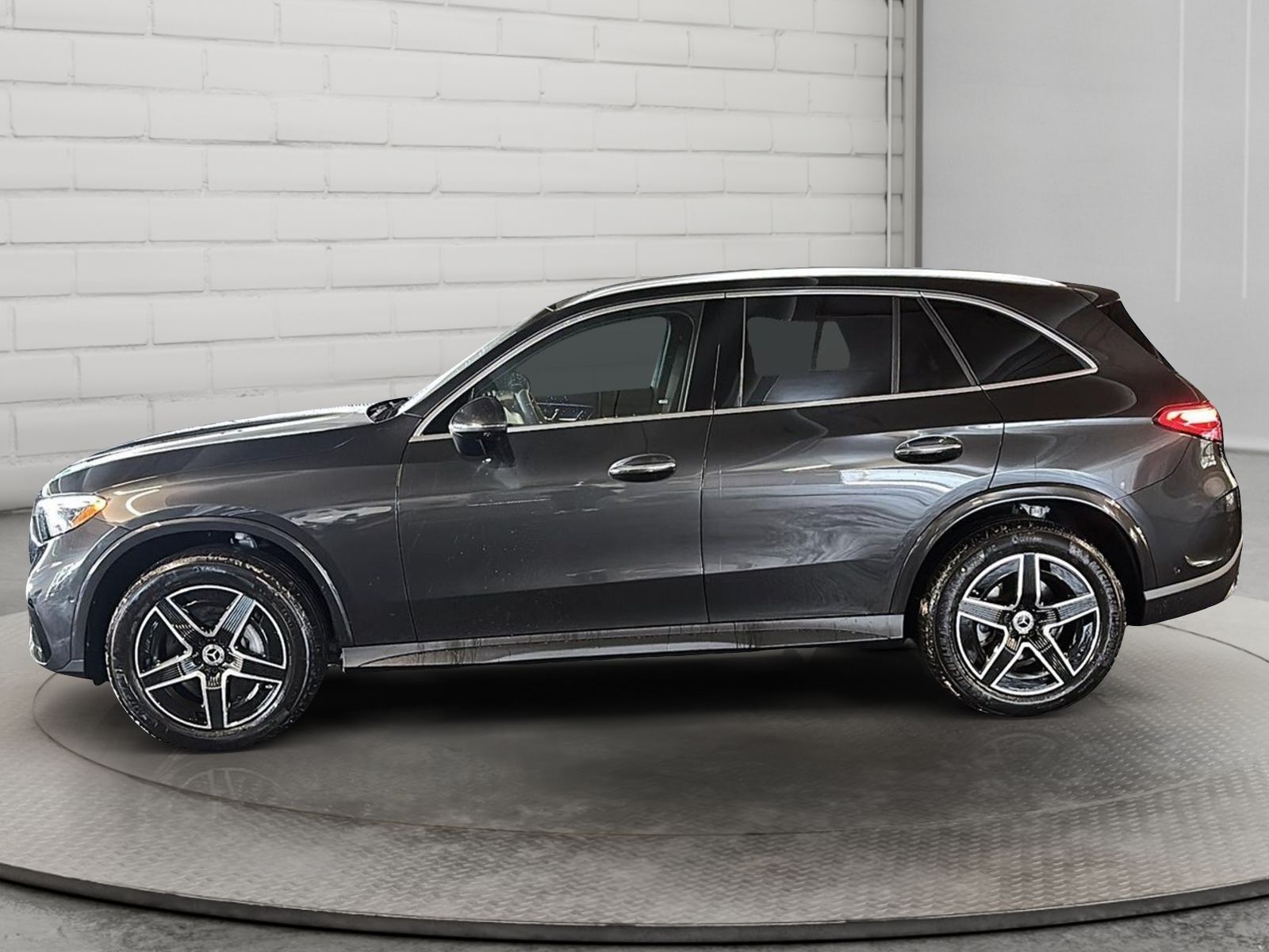 Photo 2026 Mercedes-Benz GLC 300 4MATIC SUV #6