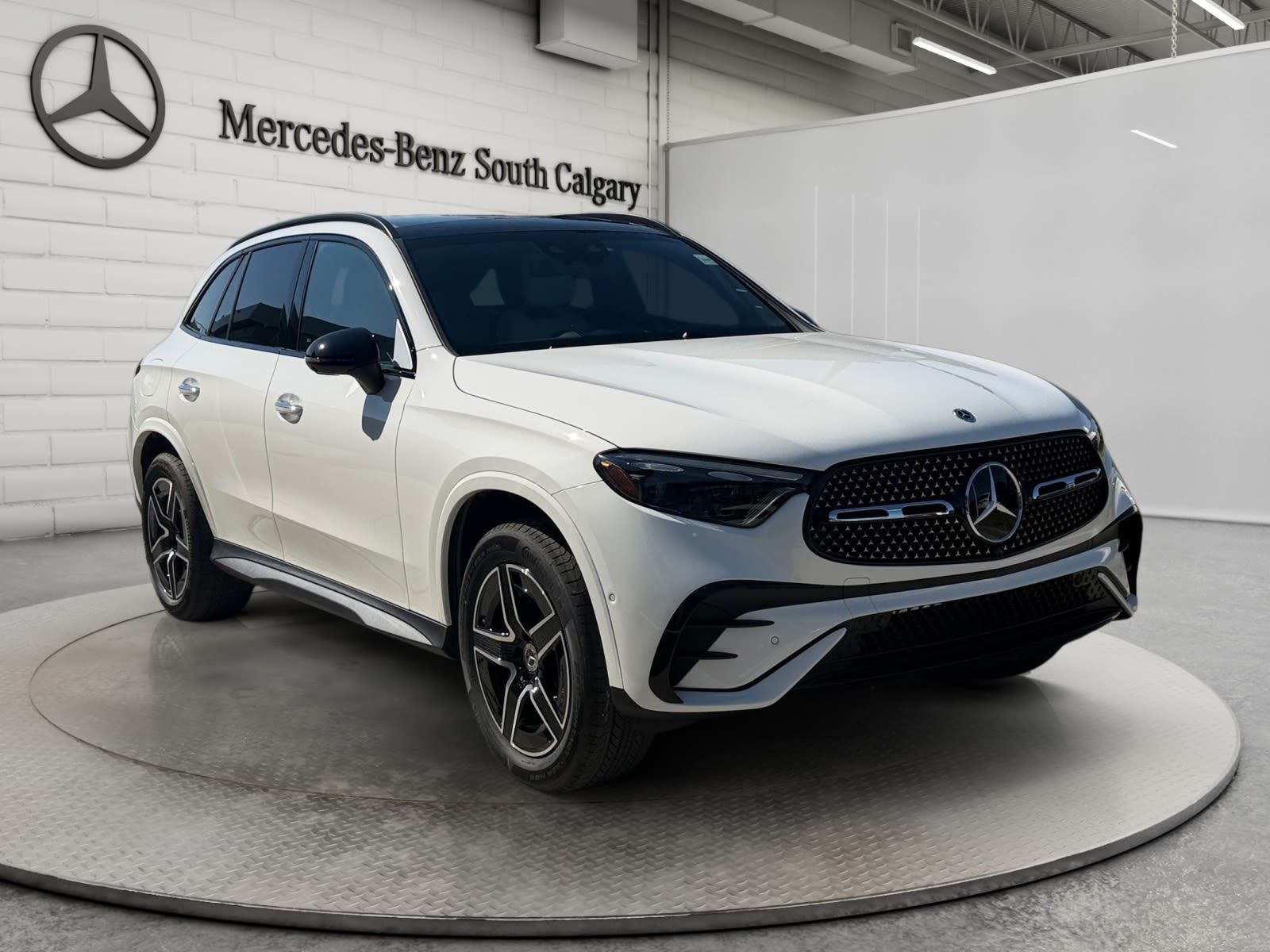 Photo 2026 Mercedes-Benz GLC 350e 4MATIC SUV #3
