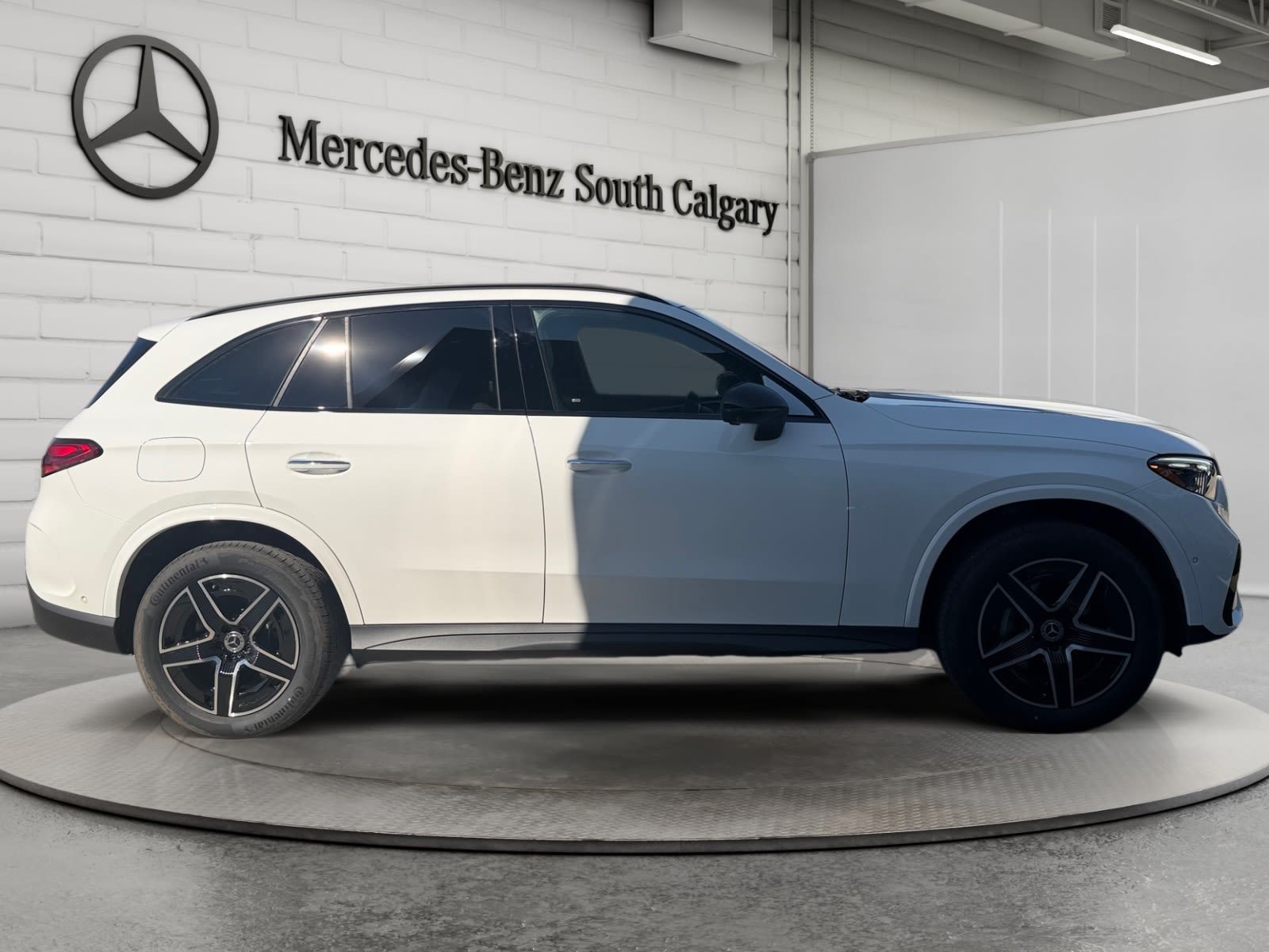 Photo 2026 Mercedes-Benz GLC 350e 4MATIC SUV #4