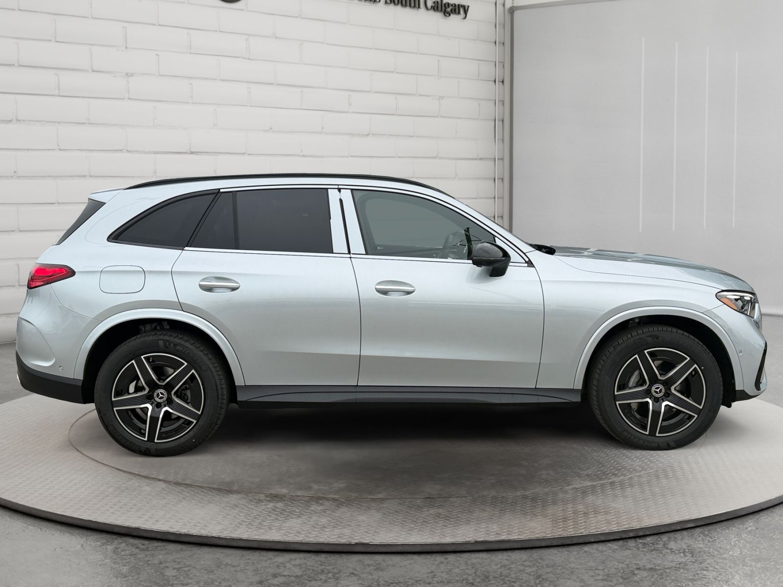 Photo 2026 Mercedes-Benz GLC 300 4MATIC SUV #4