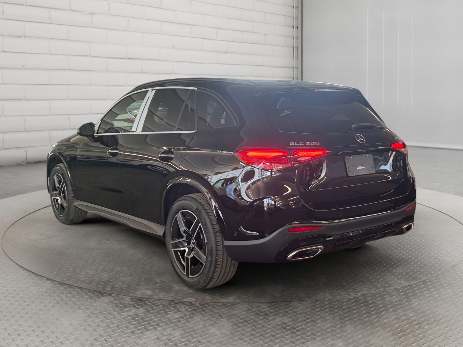 Photo 2026 Mercedes-Benz GLC 300 4MATIC SUV #7