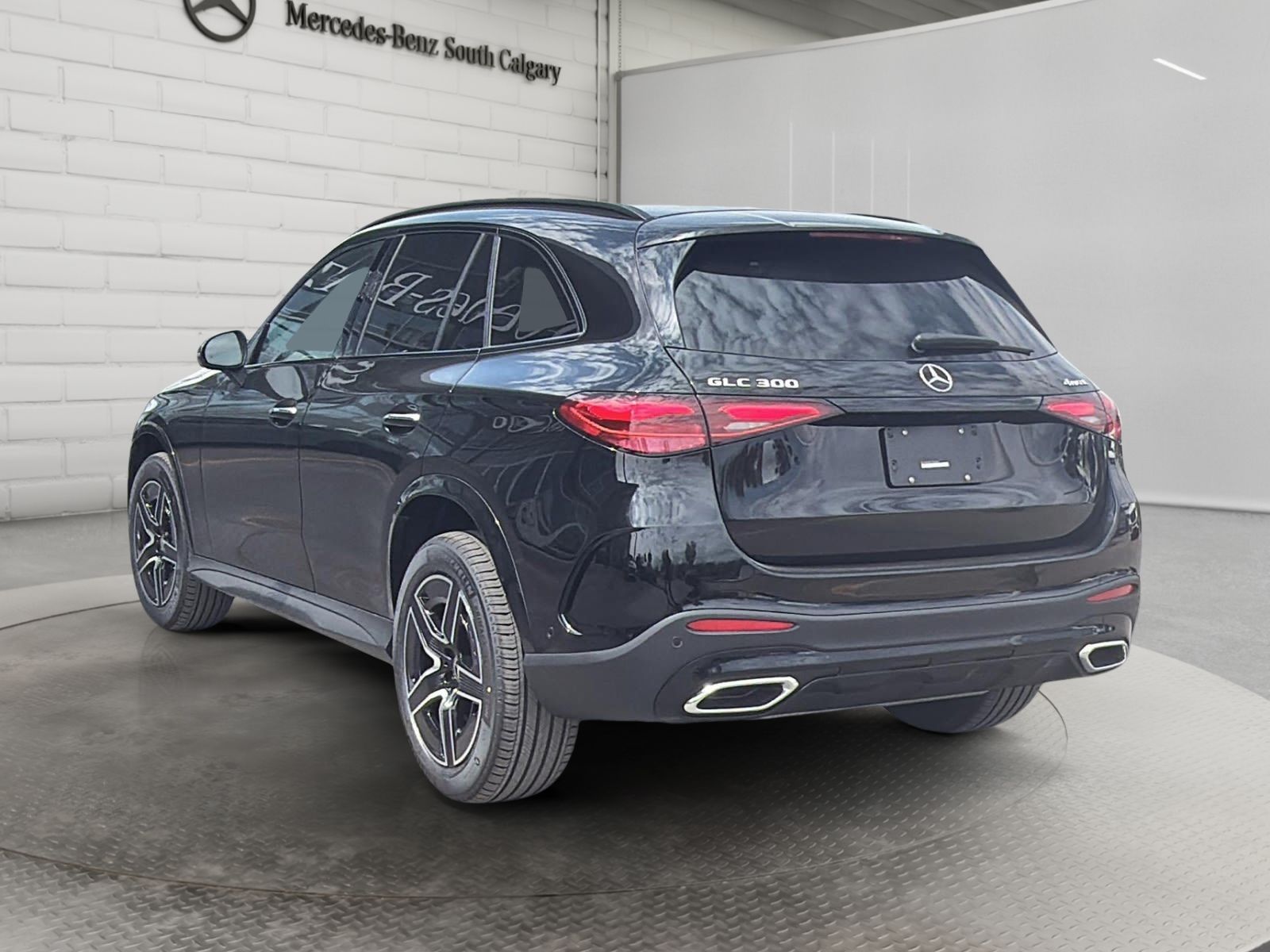 Photo 2026 Mercedes-Benz GLC 300 4MATIC SUV #4