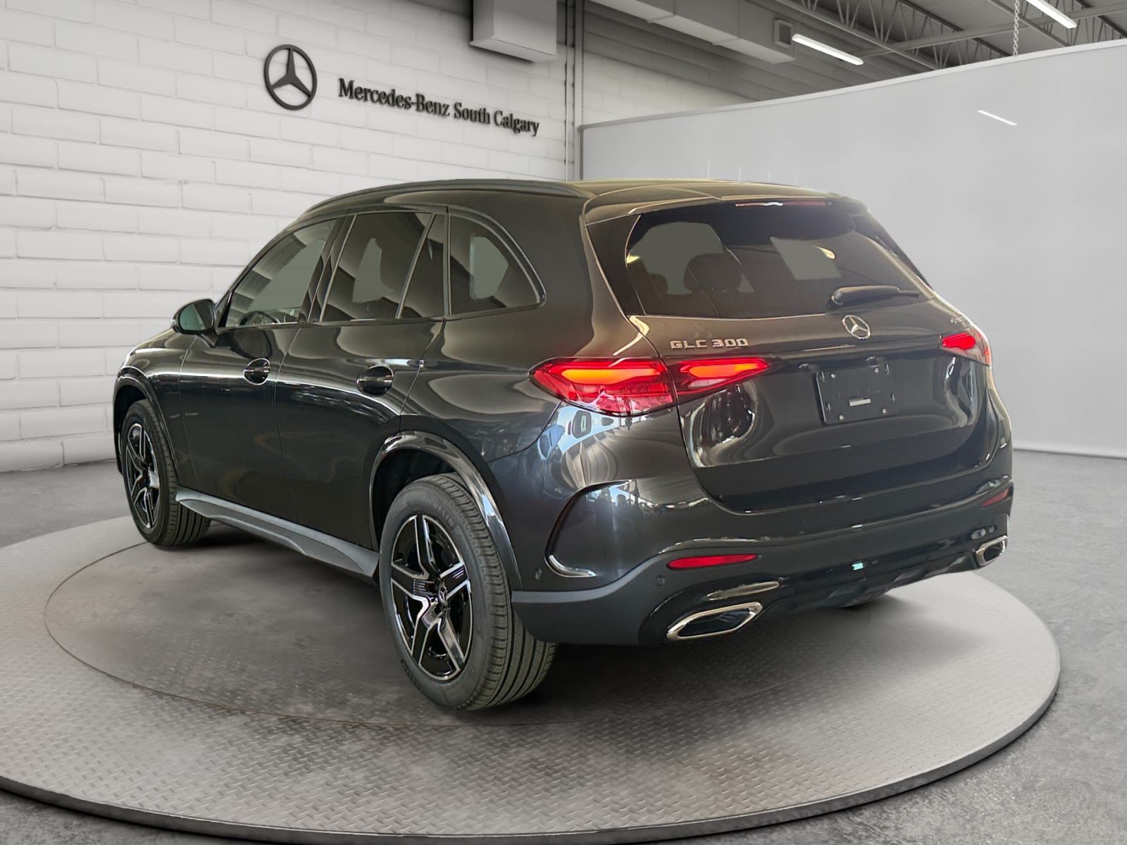 Photo 2027 Mercedes-Benz GLC 300 4MATIC SUV #7