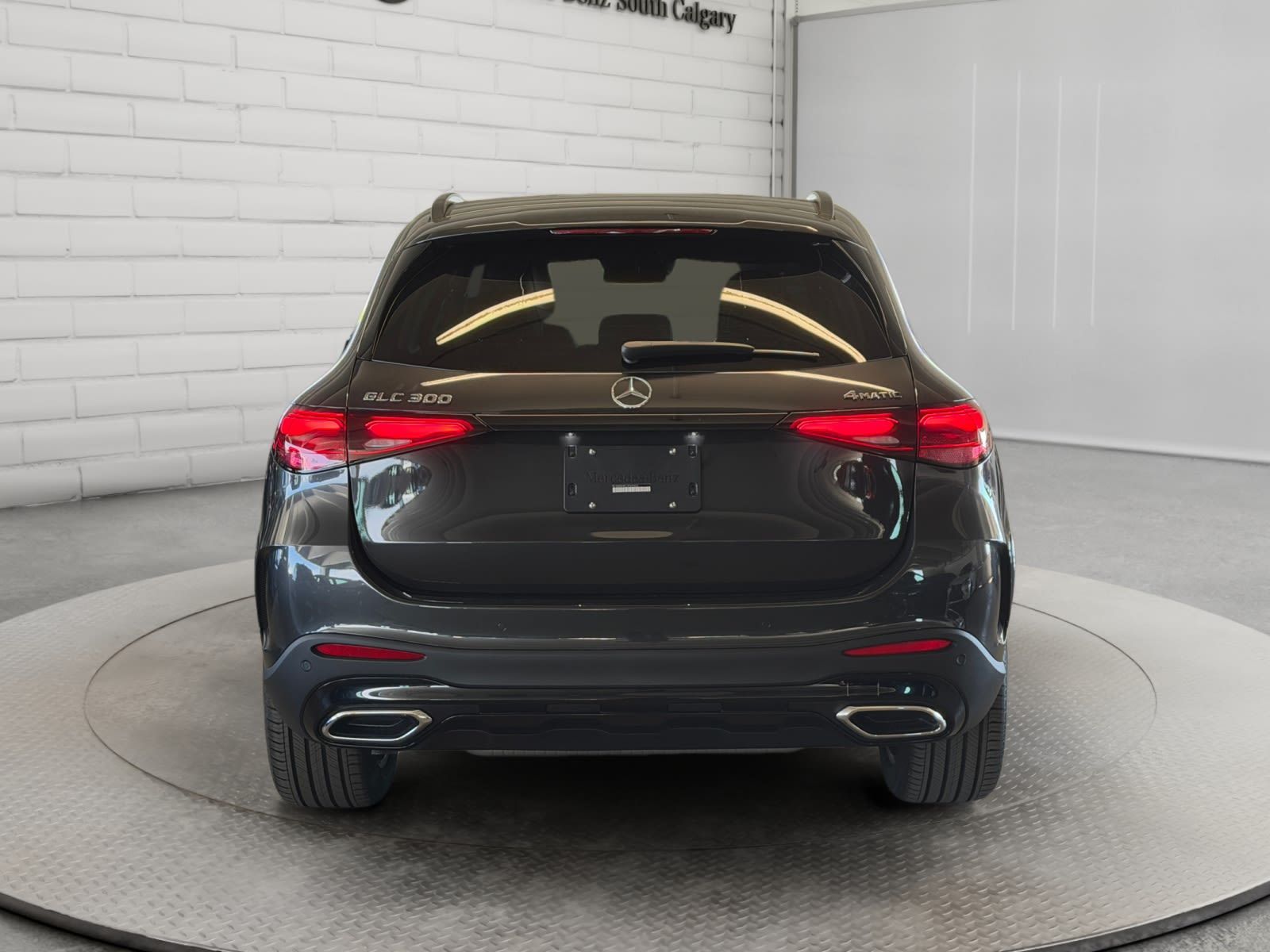 Photo 2027 Mercedes-Benz GLC 300 4MATIC SUV #6