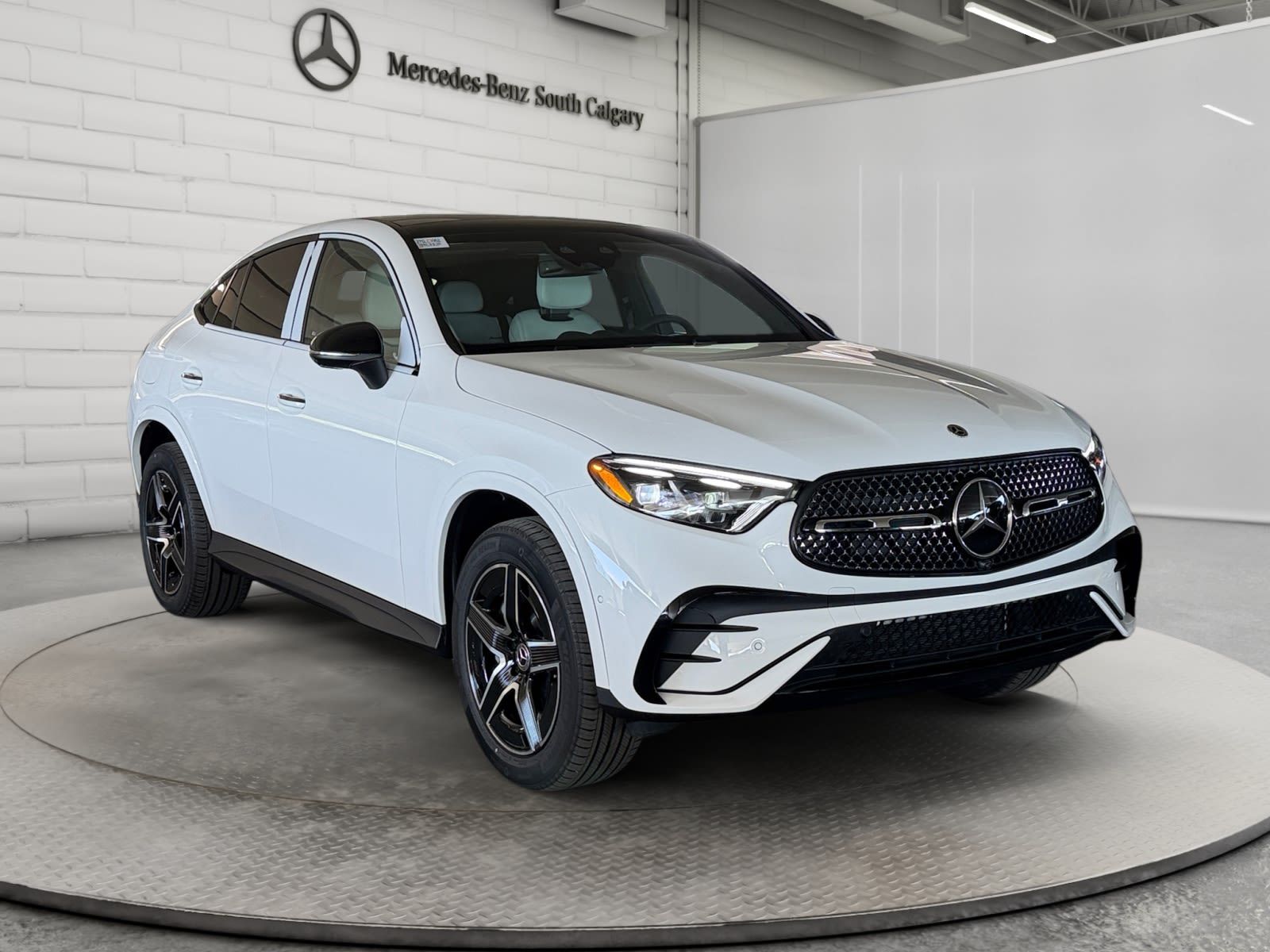Photo 2027 Mercedes-Benz GLC 300 4MATIC Coupe #3