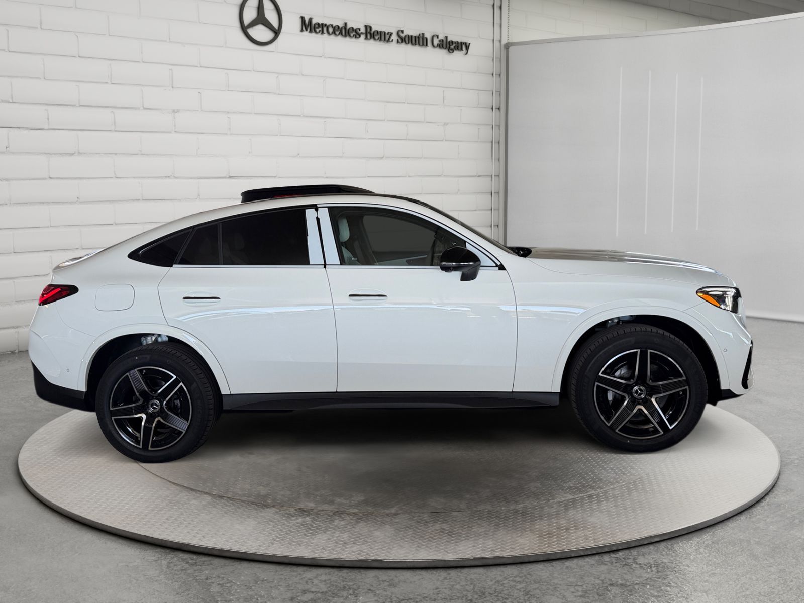 Photo 2027 Mercedes-Benz GLC 300 4MATIC Coupe #4