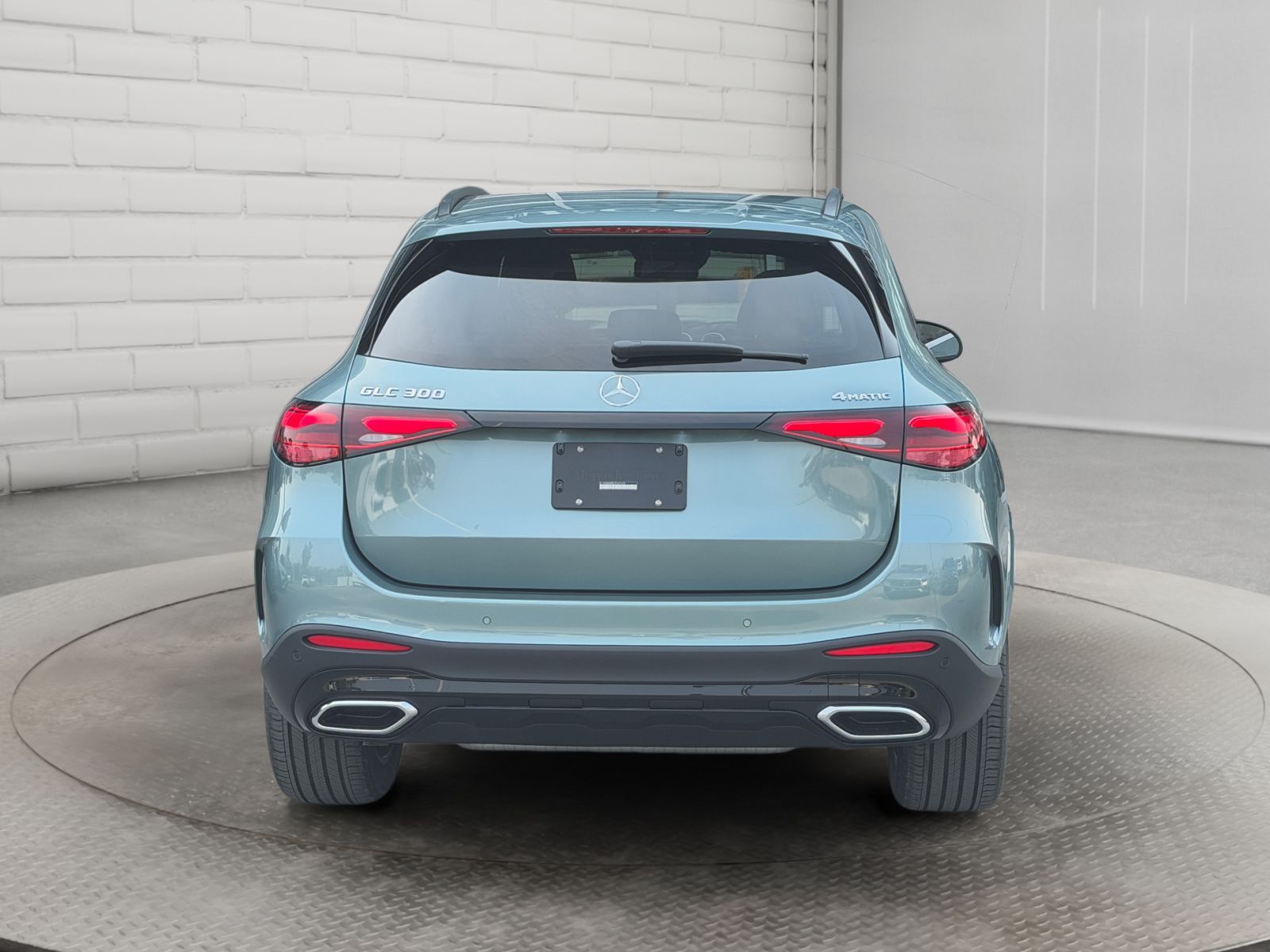 Photo 2027 Mercedes-Benz GLC 300 4MATIC SUV #6