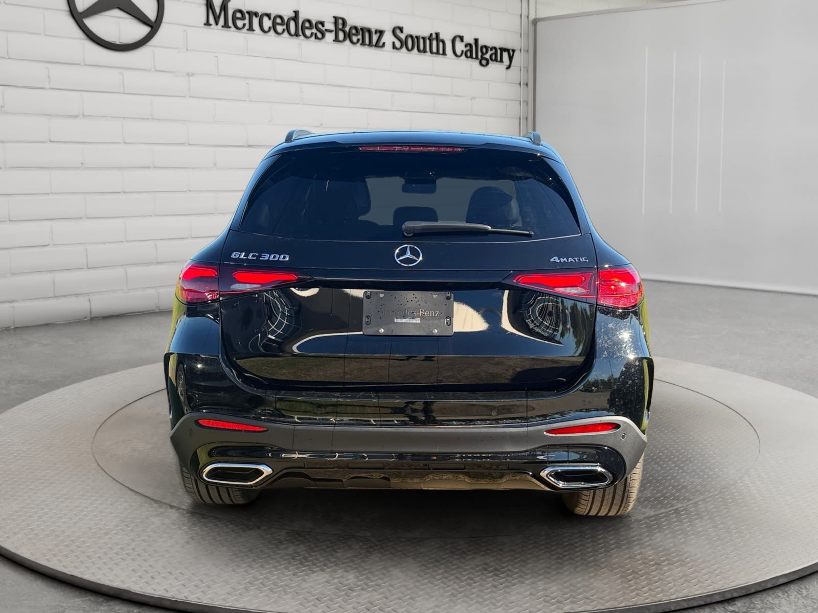 Photo 2027 Mercedes-Benz GLC 300 4MATIC SUV #6