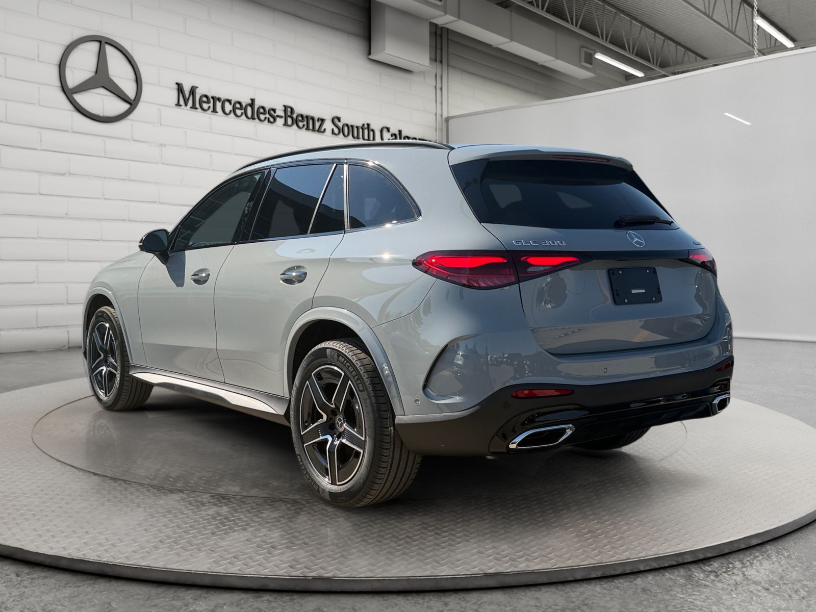 Photo 2027 Mercedes-Benz GLC 300 4MATIC SUV #7