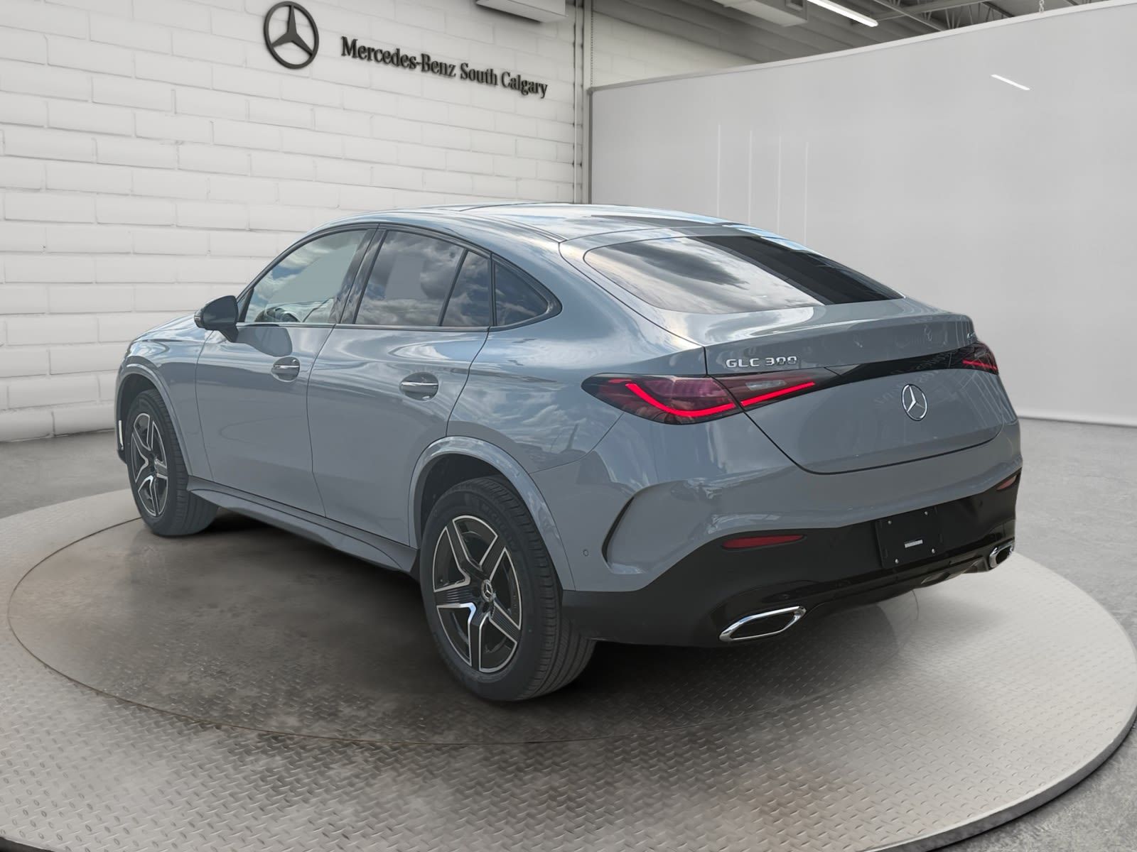Photo 2027 Mercedes-Benz GLC 300 4MATIC Coupe #7