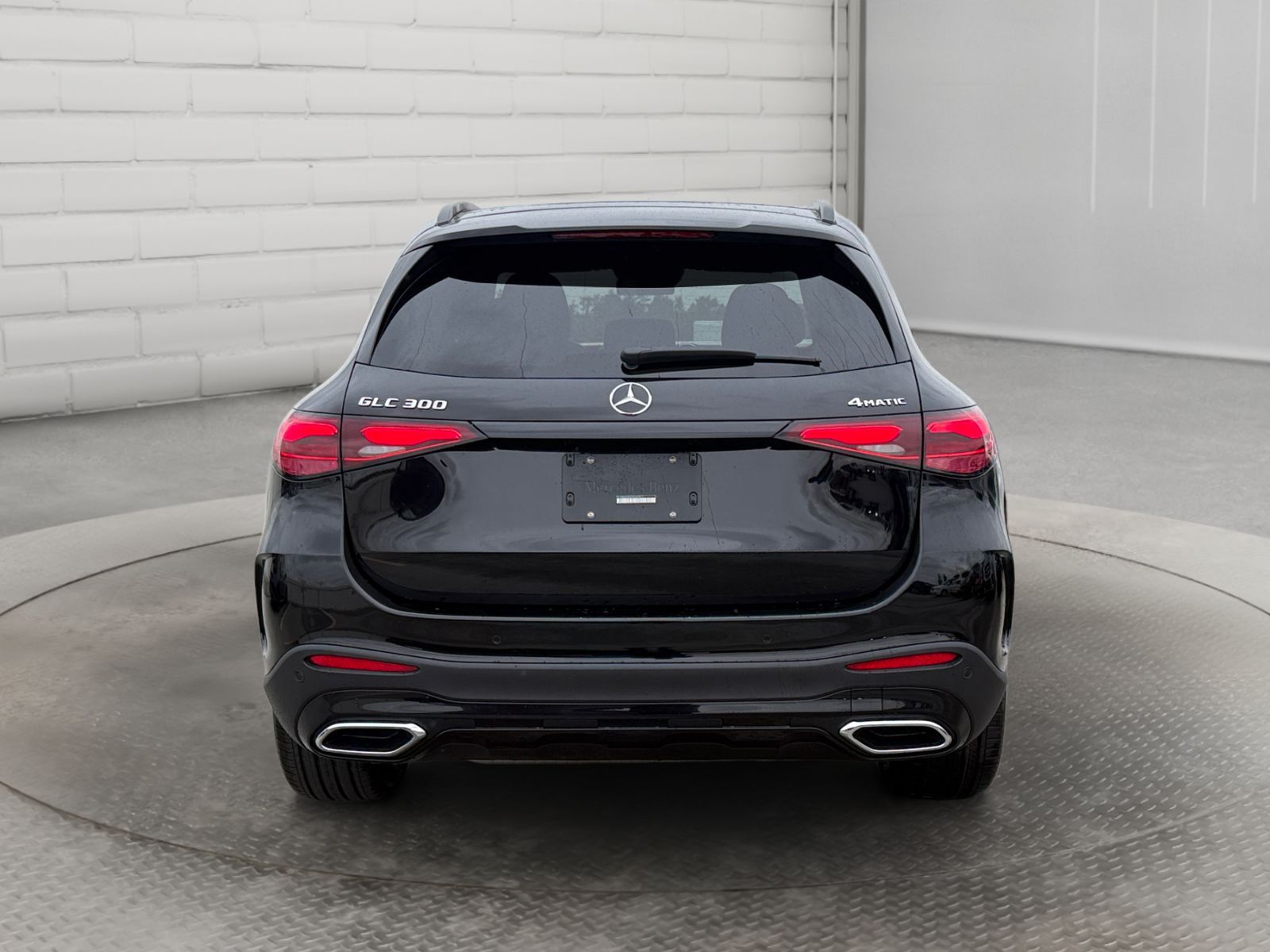 Photo 2027 Mercedes-Benz GLC 300 4MATIC SUV #6