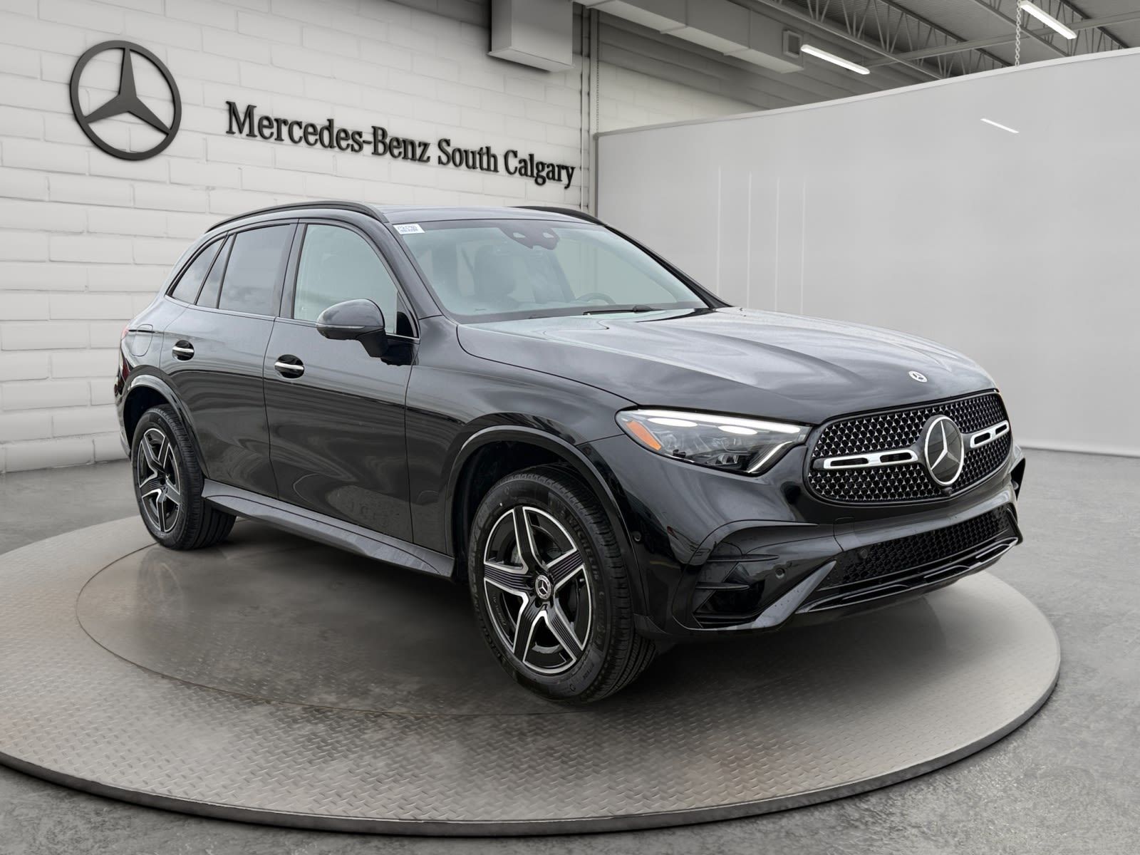 Photo 2027 Mercedes-Benz GLC 300 4MATIC SUV #3