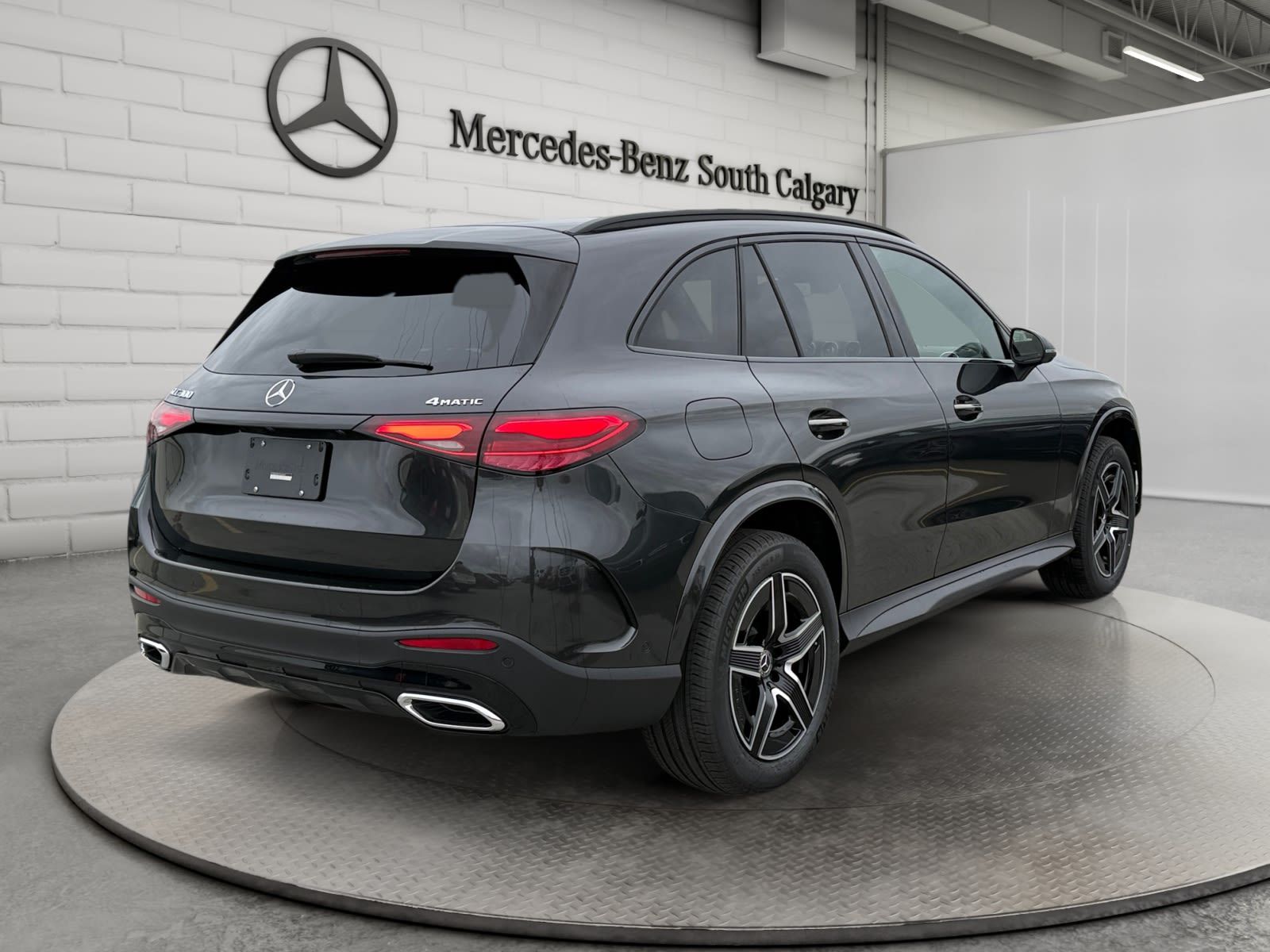Photo 2027 Mercedes-Benz GLC 300 4MATIC SUV #5