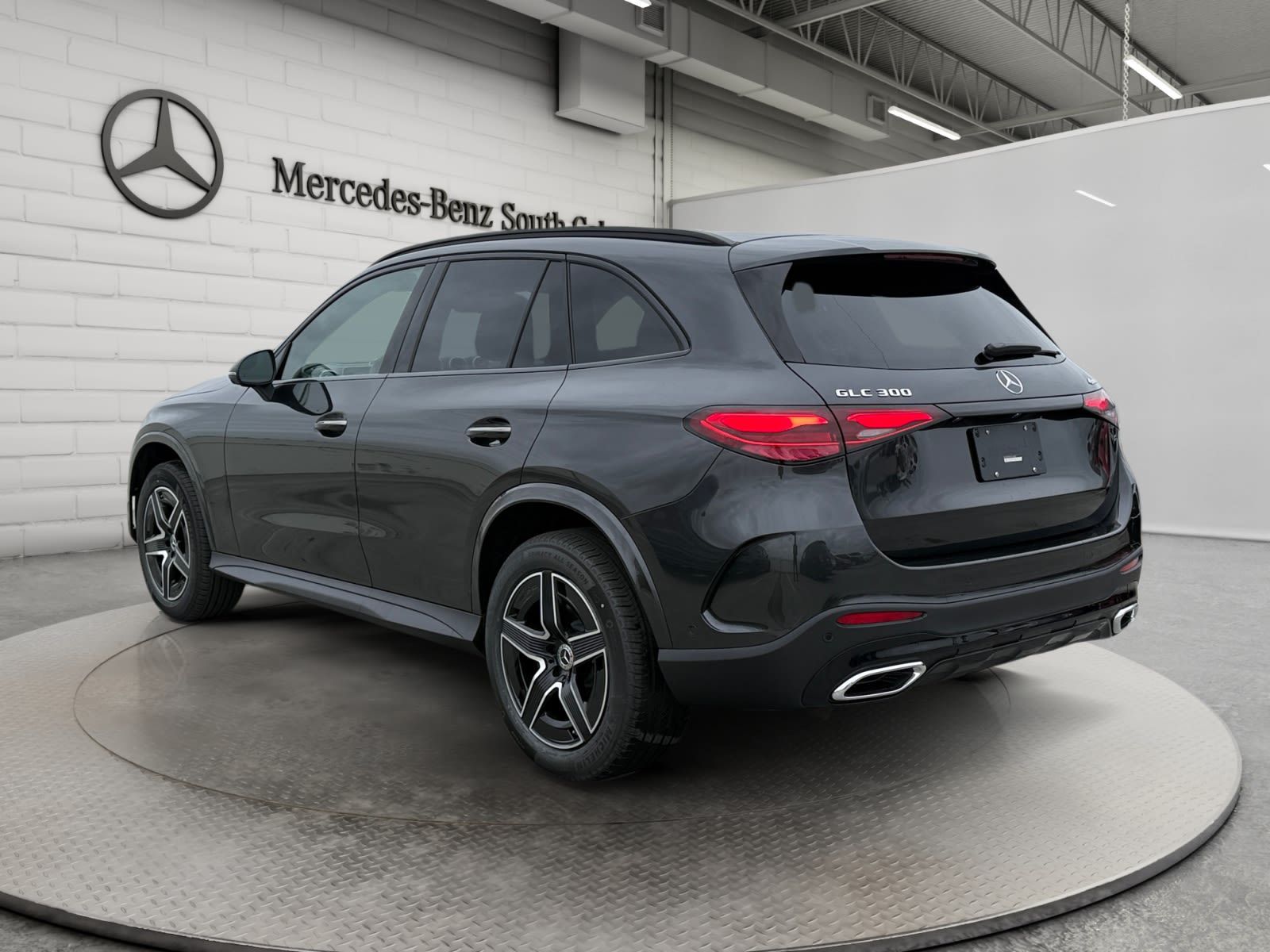 Photo 2027 Mercedes-Benz GLC 300 4MATIC SUV #7