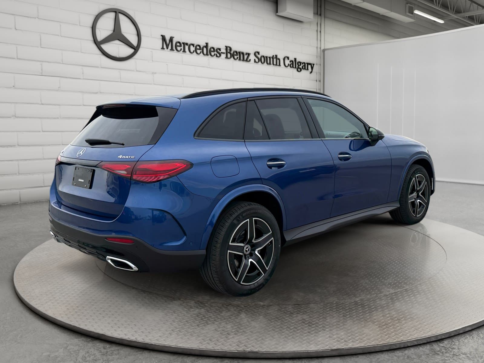Photo 2027 Mercedes-Benz GLC 300 4MATIC SUV #5