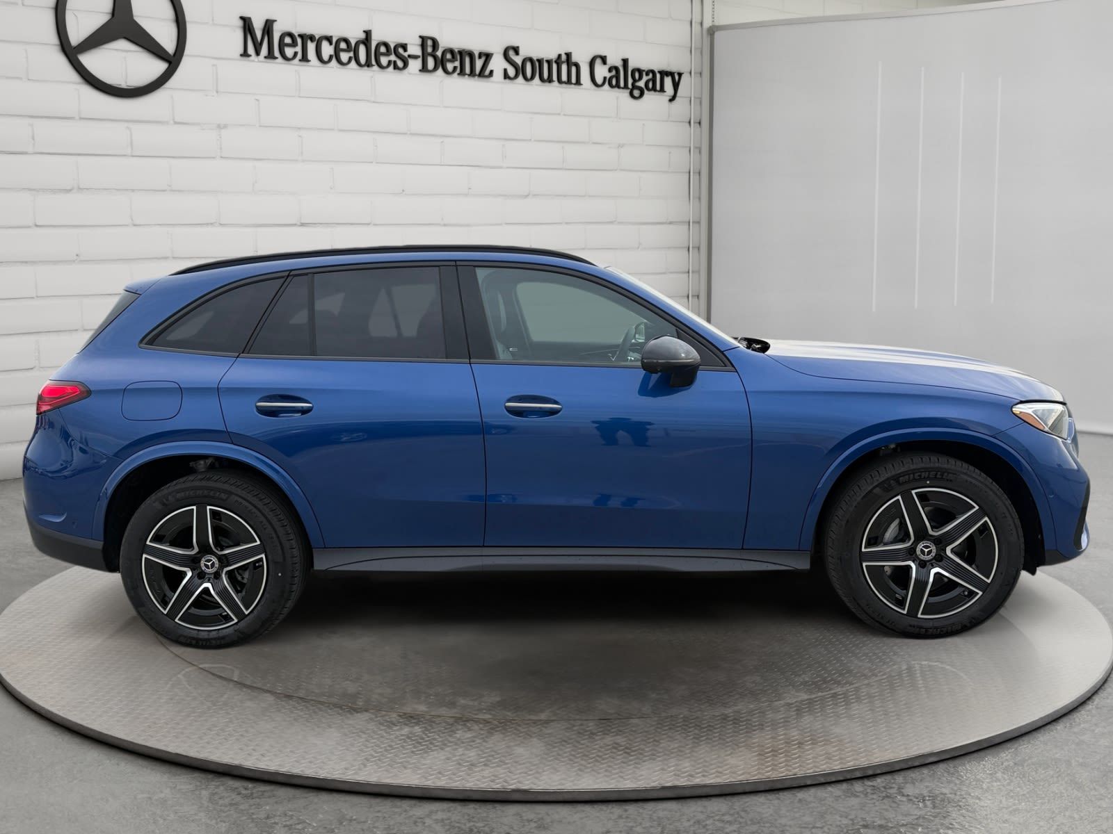 Photo 2027 Mercedes-Benz GLC 300 4MATIC SUV #4