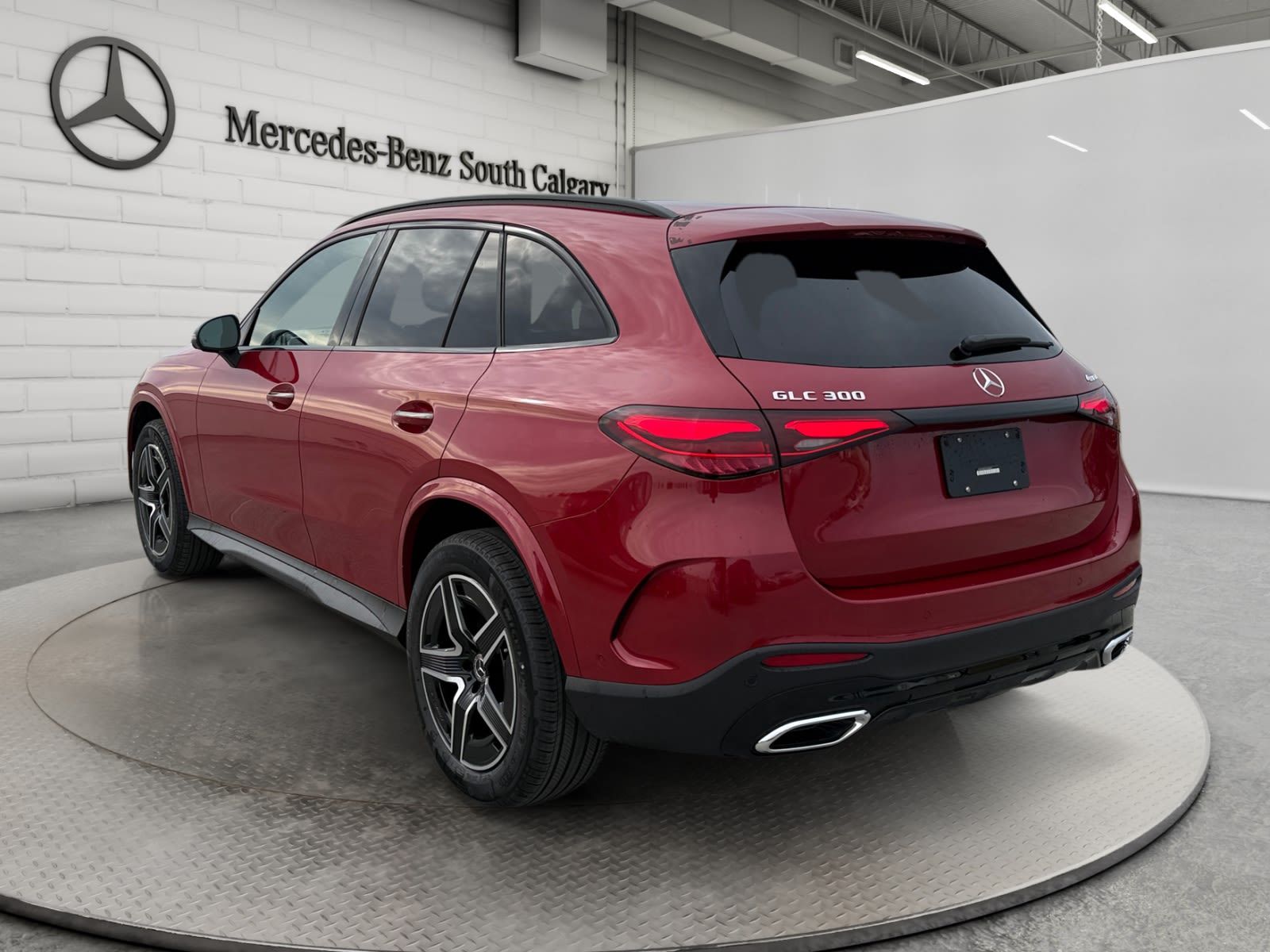 Photo 2027 Mercedes-Benz GLC 300 4MATIC SUV #7