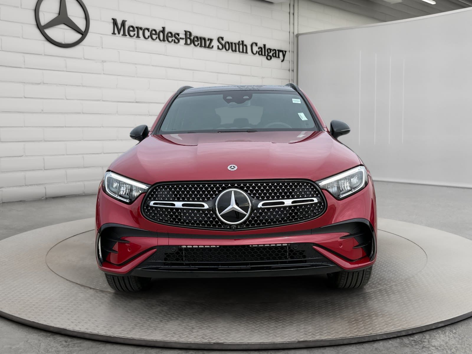 Photo 2027 Mercedes-Benz GLC 300 4MATIC SUV #2